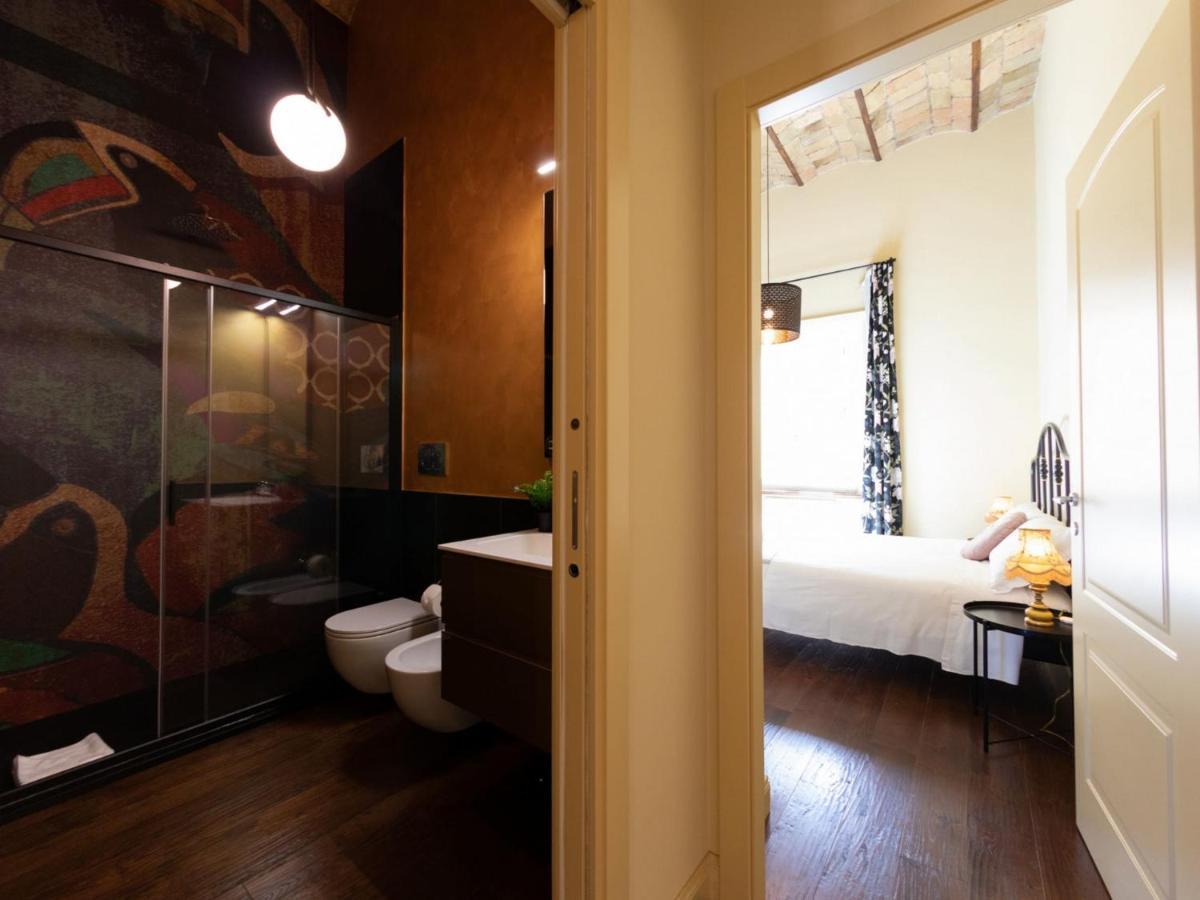 The Rent - Elegant Two-bedroom Close To Saint Peter's Basilica