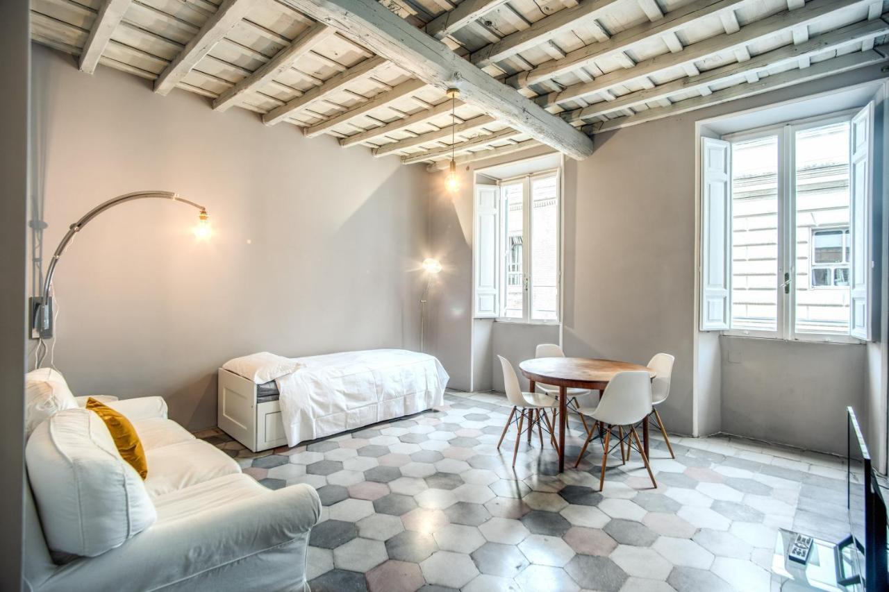 Apartment Stylish And Spacious Next To The Colosseum Rome