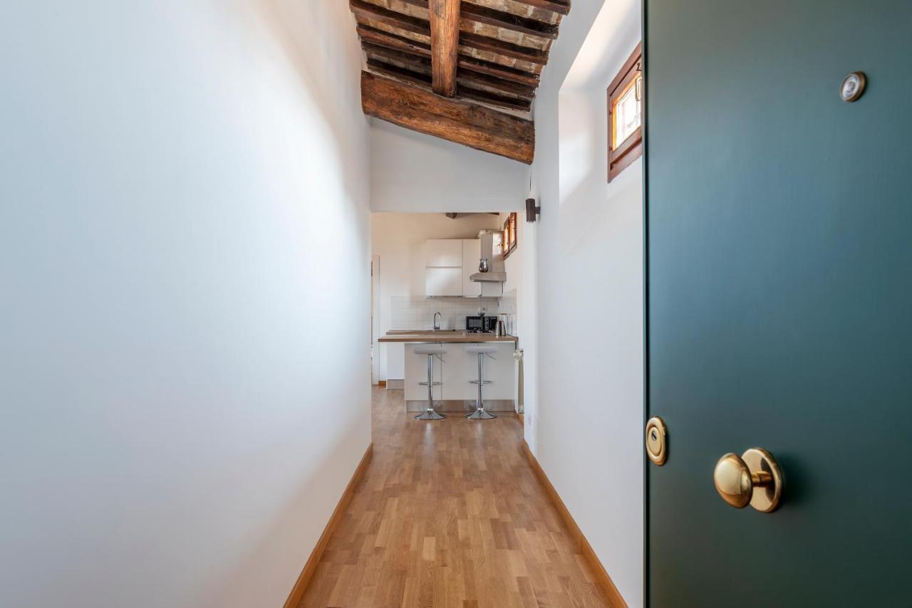 Palazzo Altieri Penthouse *