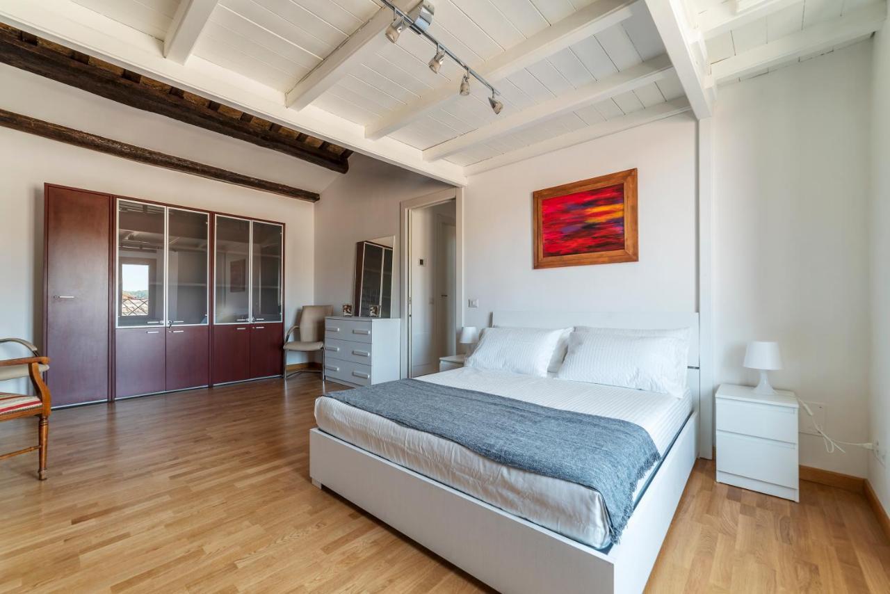 Palazzo Altieri Penthouse Apartamento *