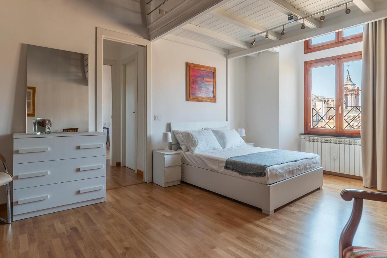 Palazzo Altieri Penthouse Apartamento