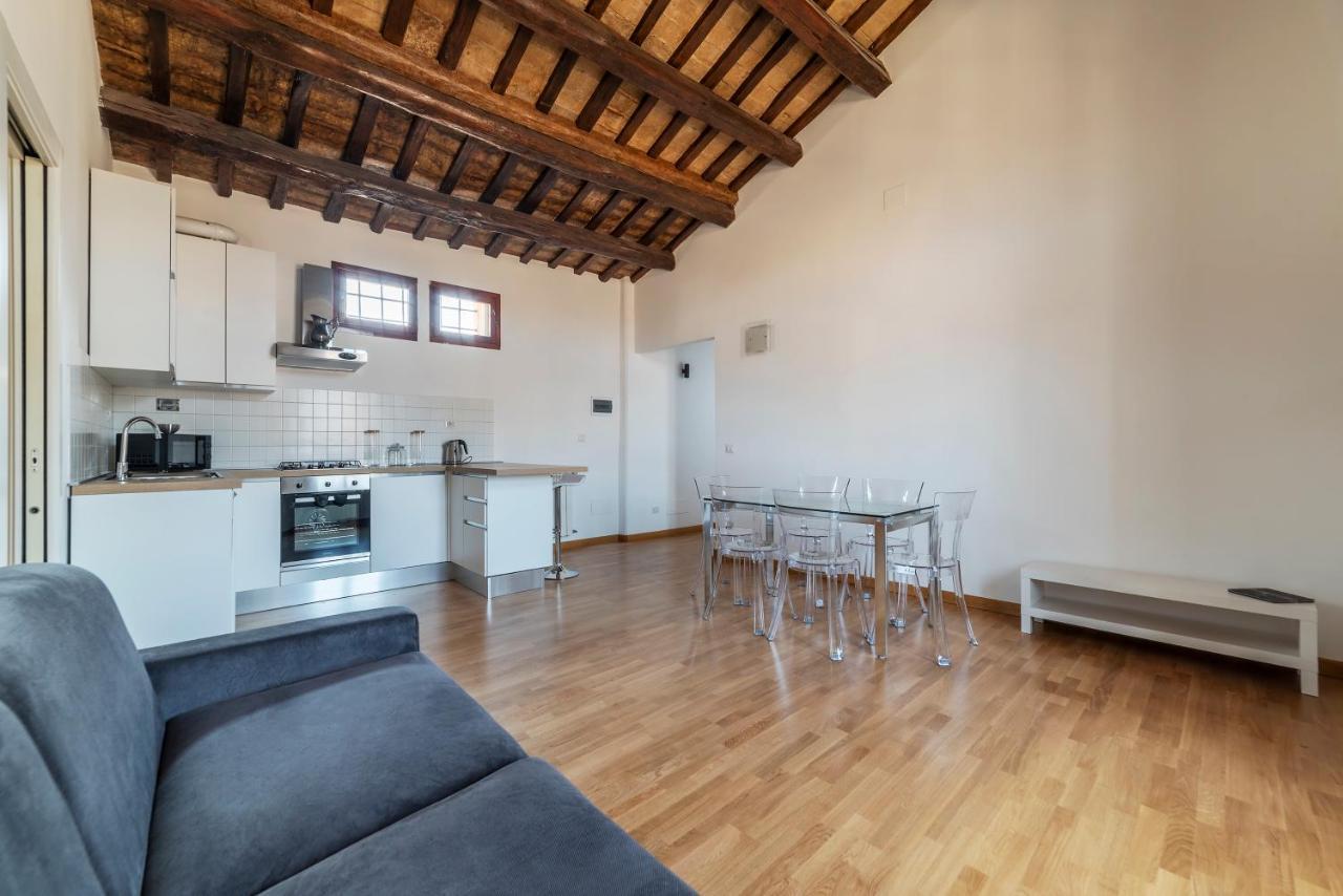 Palazzo Altieri Penthouse *