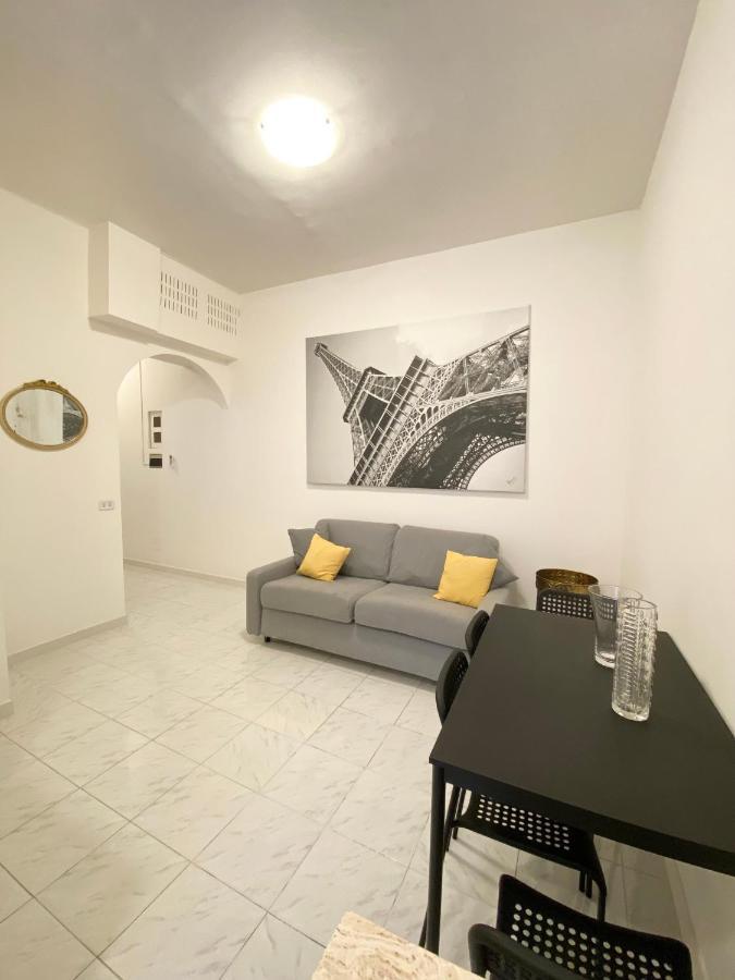 Apartment Art Atelier