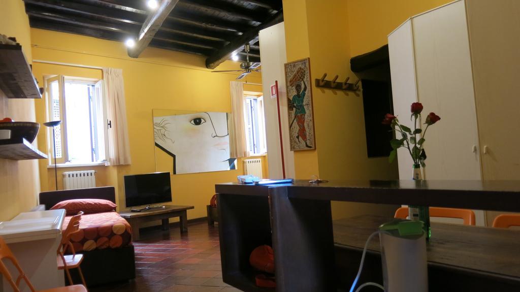 Romantica Apartments *