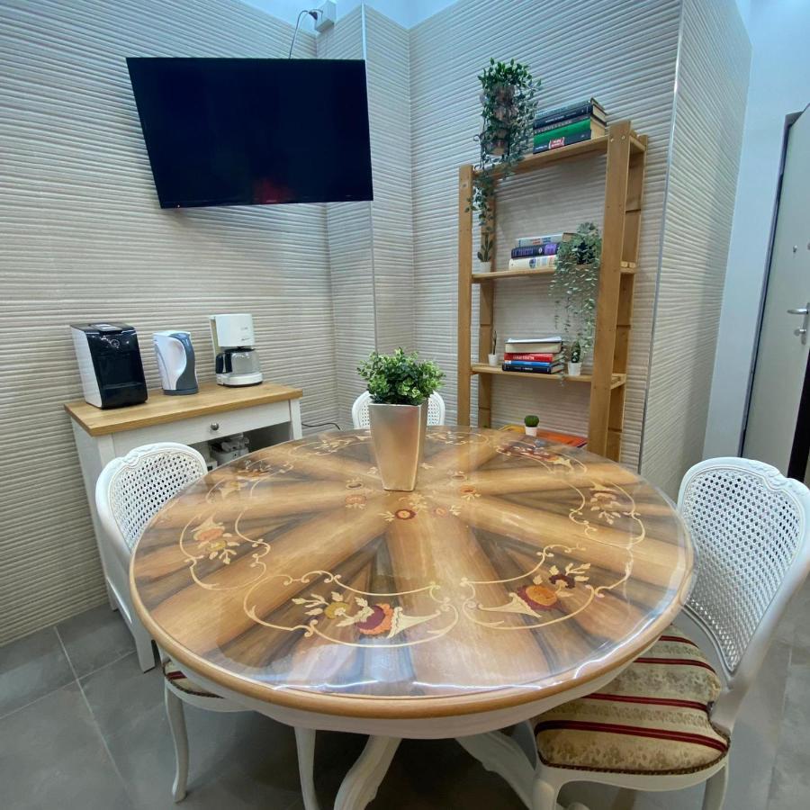 Tuscolo Metro A House Appartement