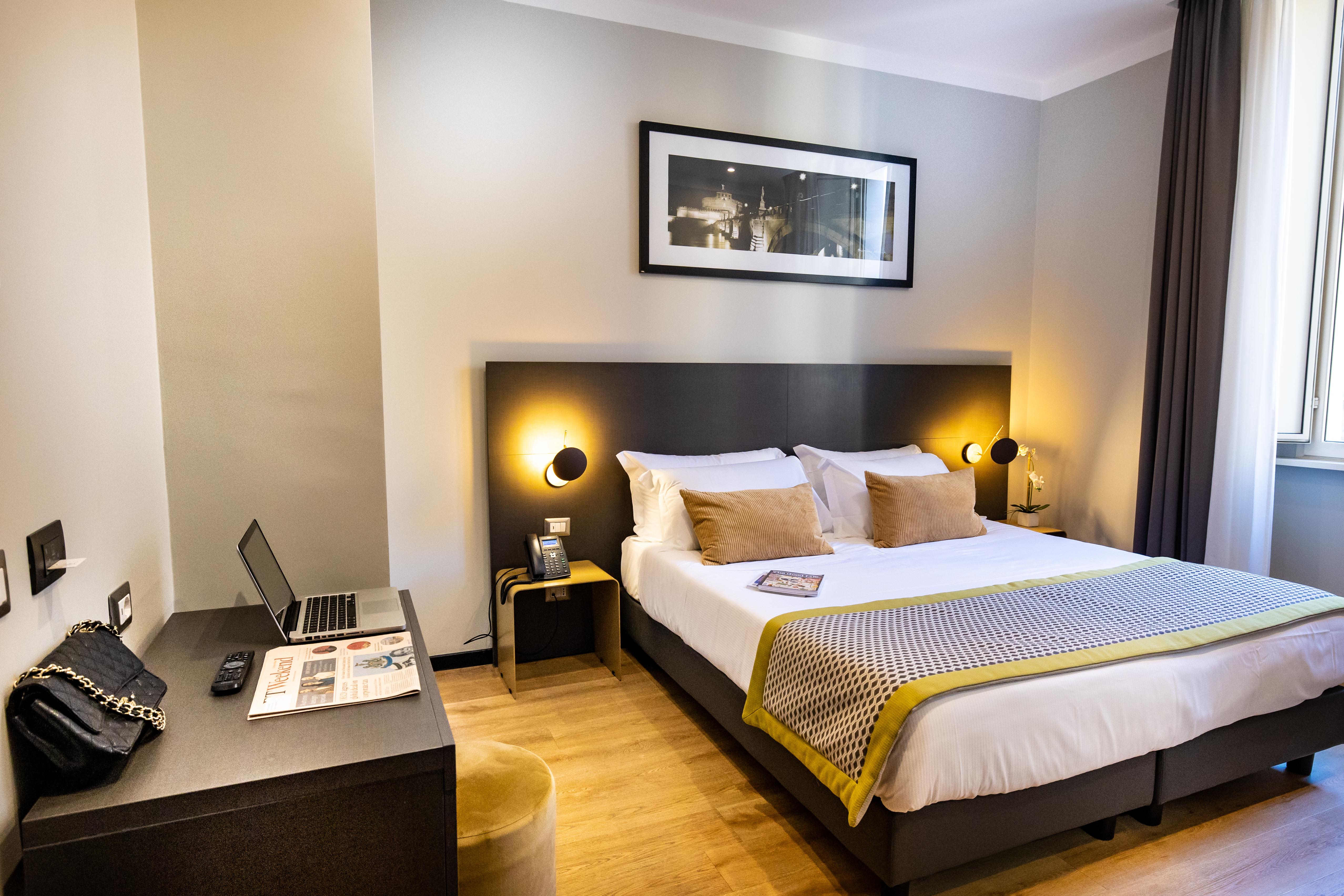 Hotel The Cross 3*