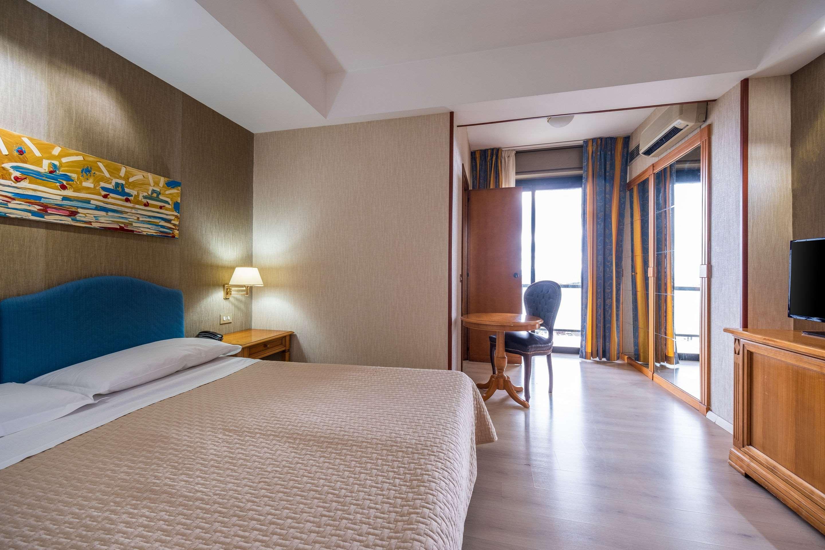 Quality Rouge Et Noir Hotel