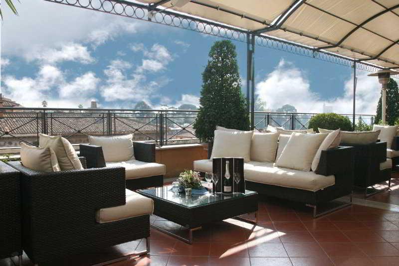 Sina Bernini Bristol, Autograph Collection
