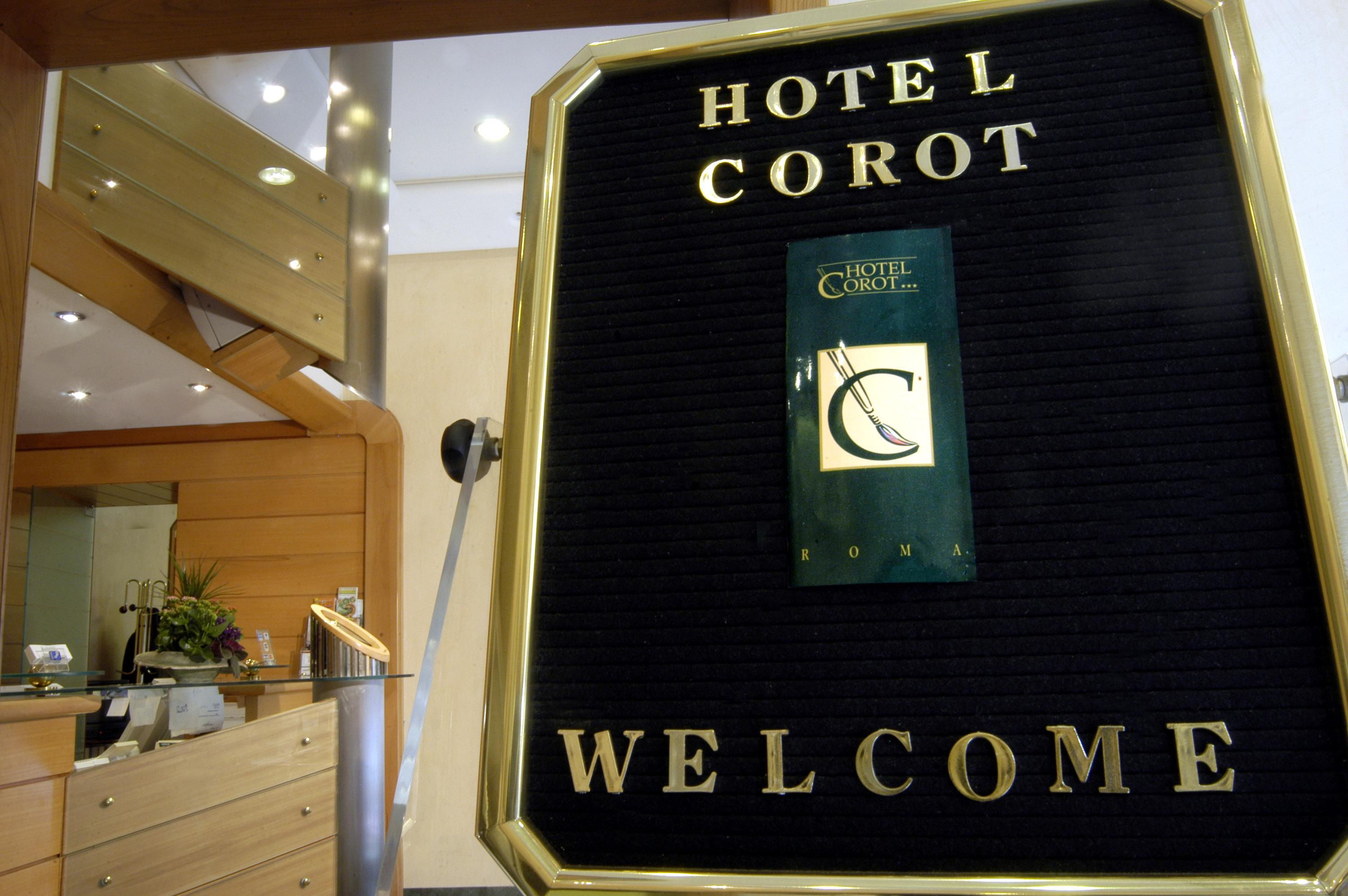 Corot Hotel 3*