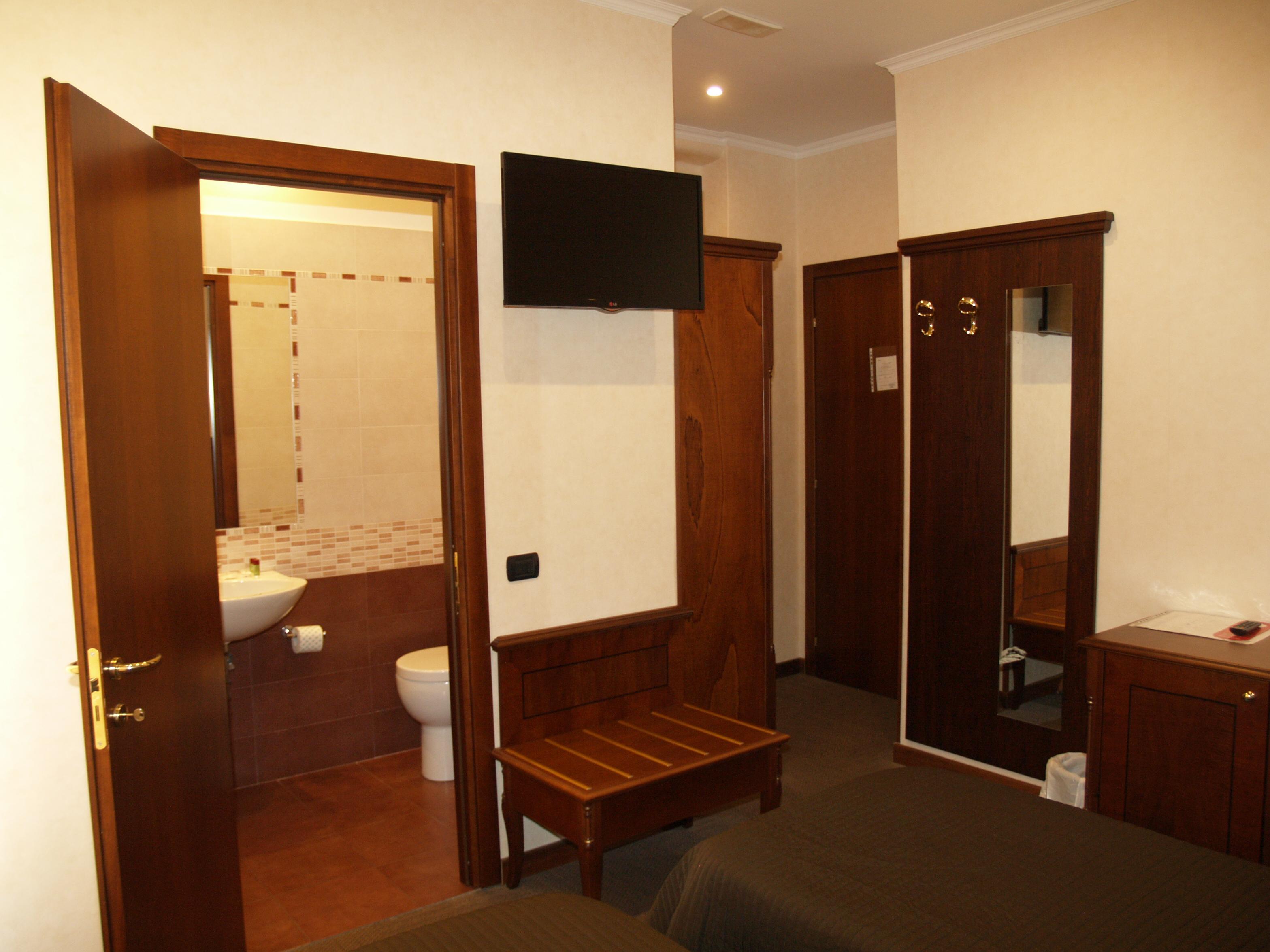 Hotel Osimar 3*