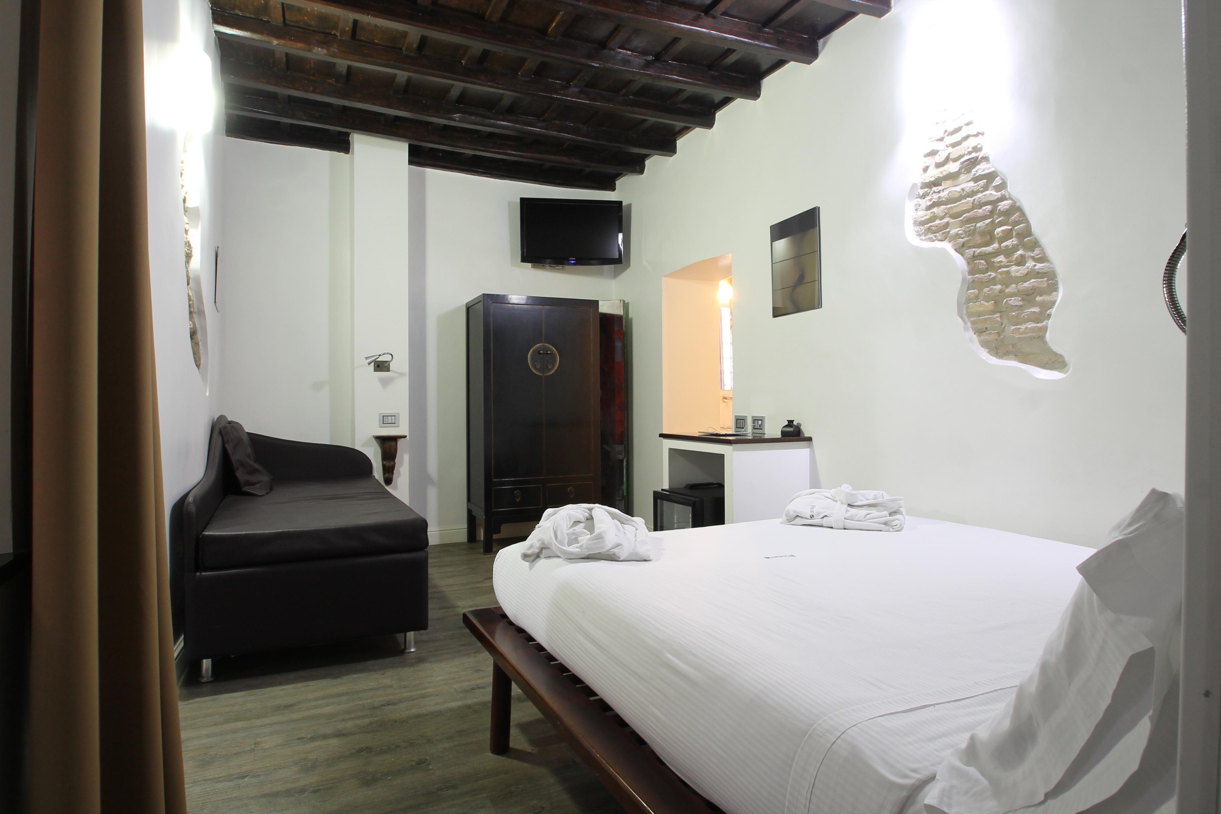 Gasthuis Irooms - Spanish Steps 4*