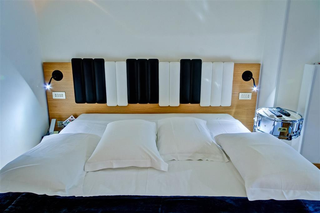 Franklin Feel The Sound Hotel 3*