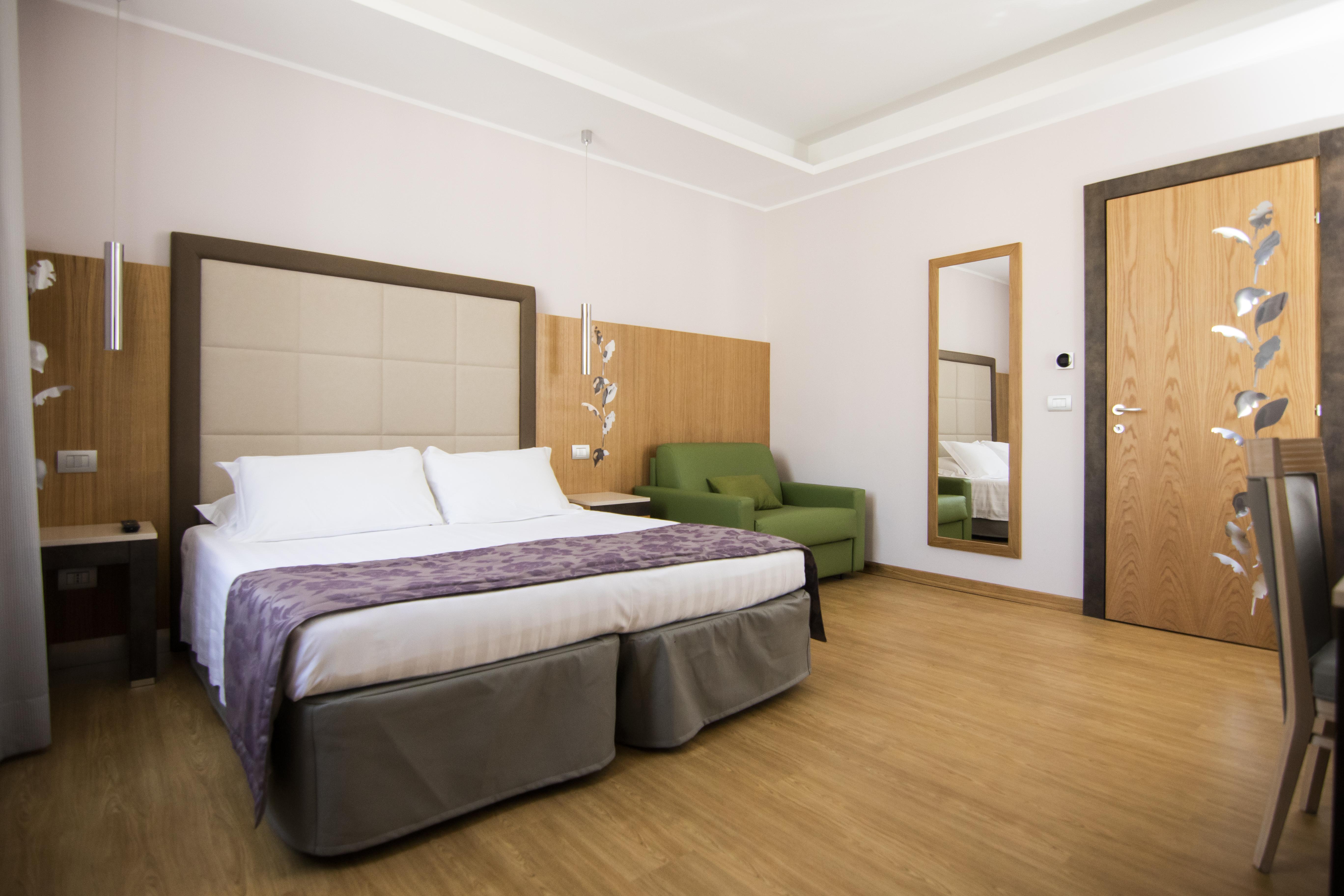 Hotel Giolli Nazionale 3*