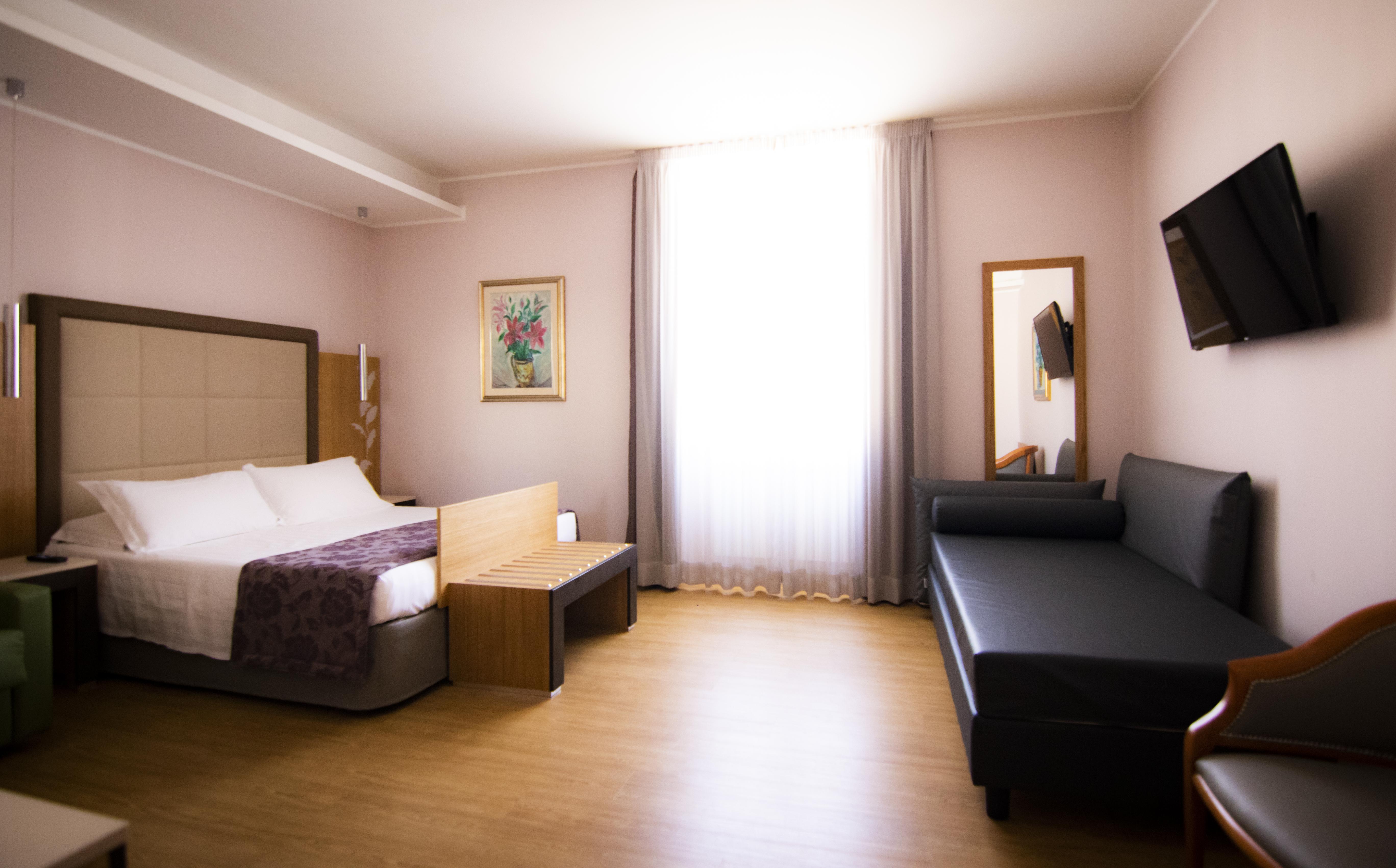Hotel Giolli Nazionale Rome