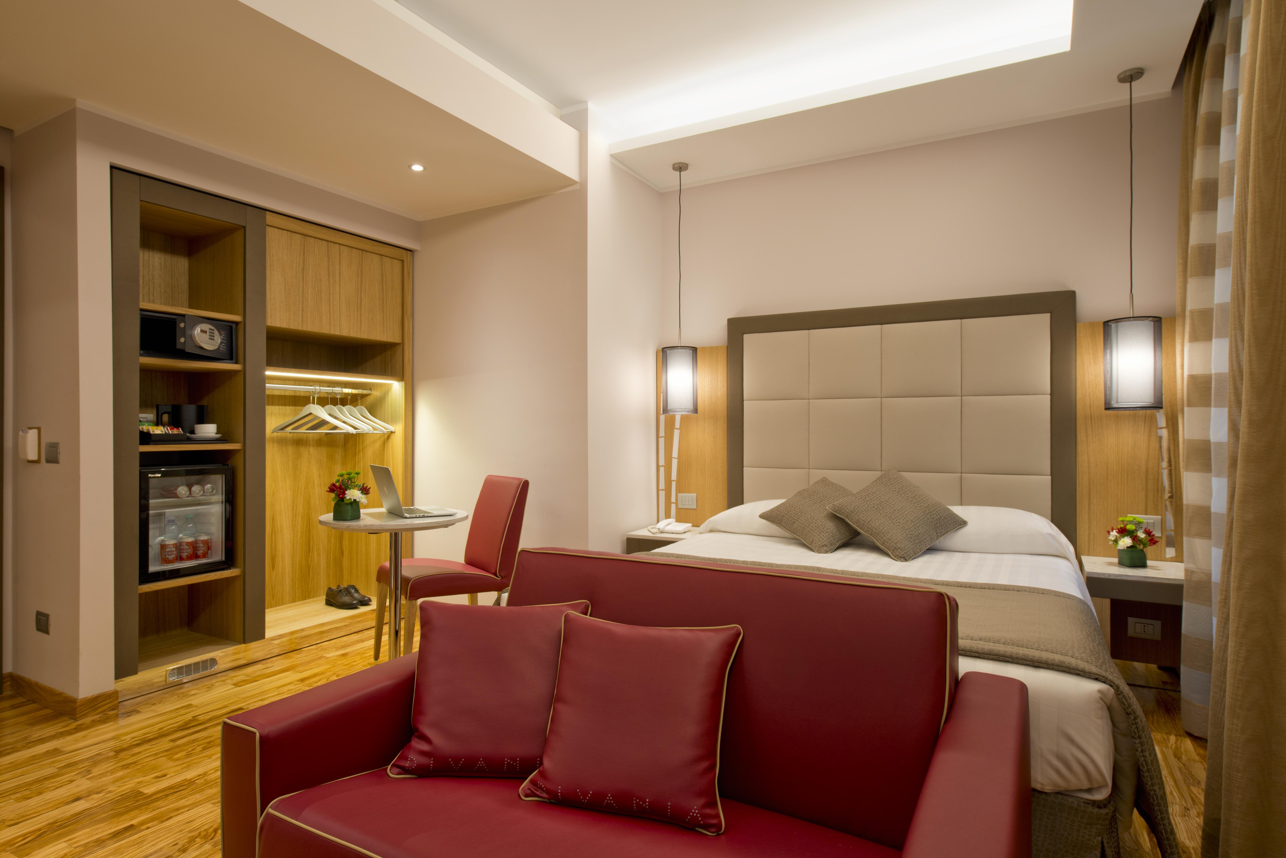Giolli Nazionale Hotel