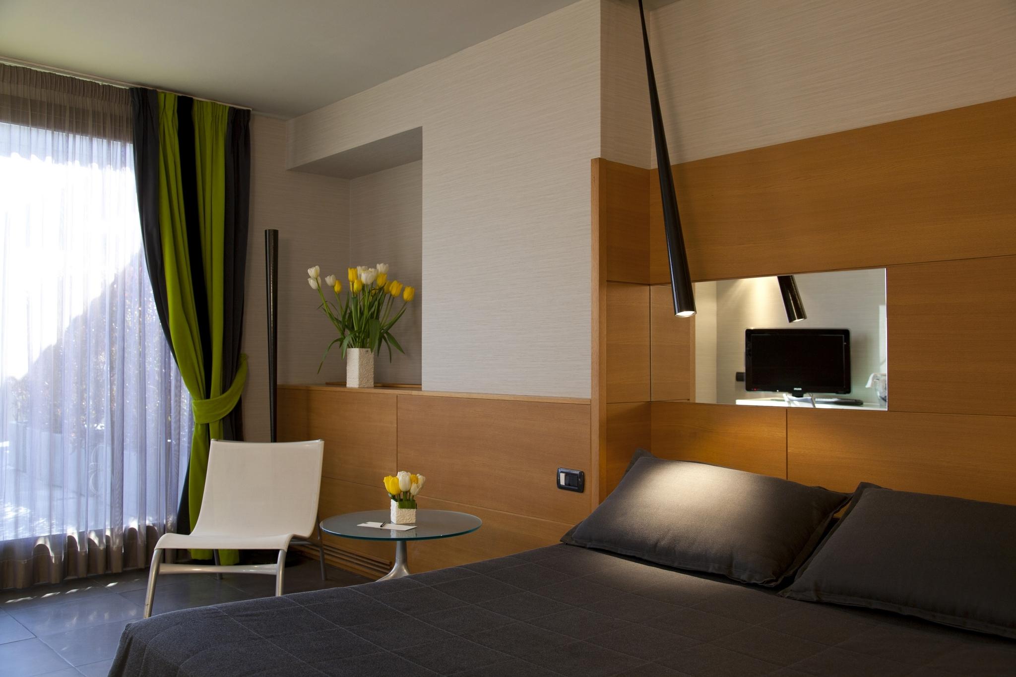 Zone 4* Roma