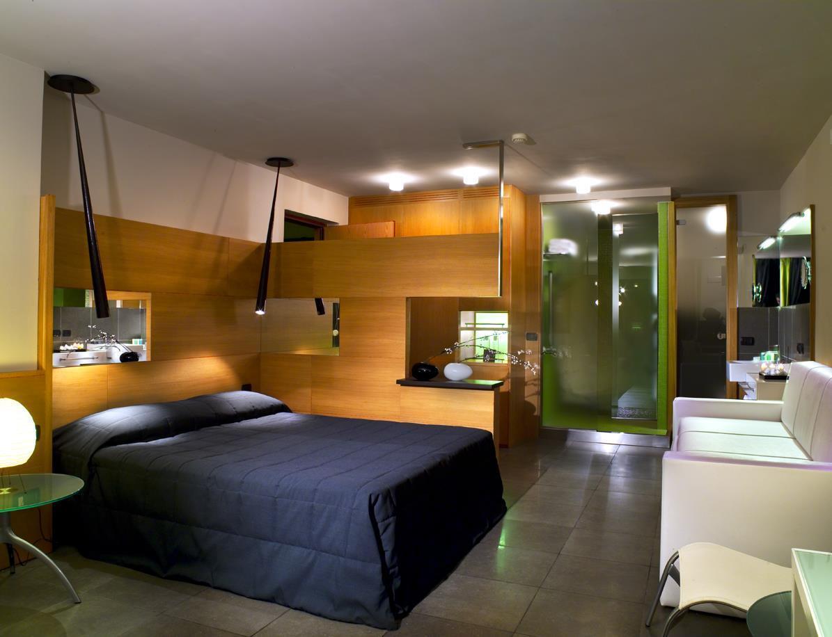 Zone Hotel 4*