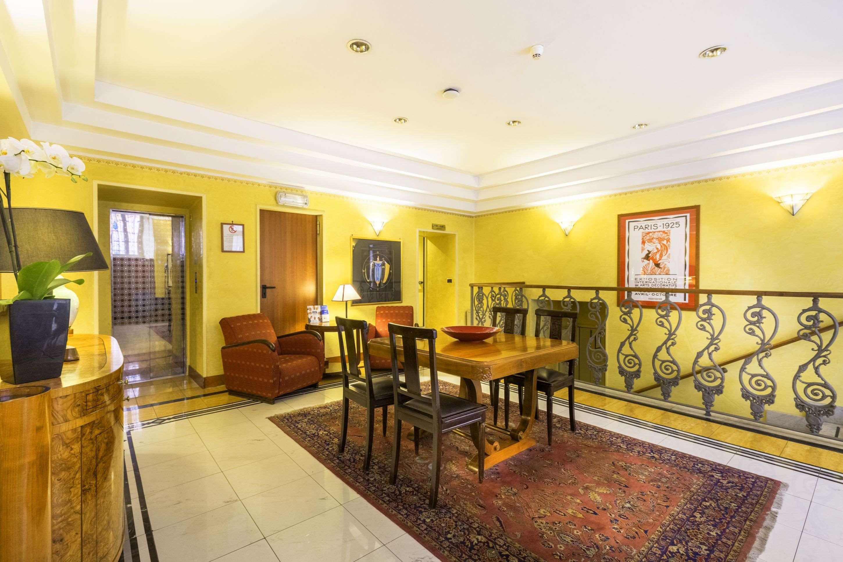 Best Western Artdeco Hotel 4*