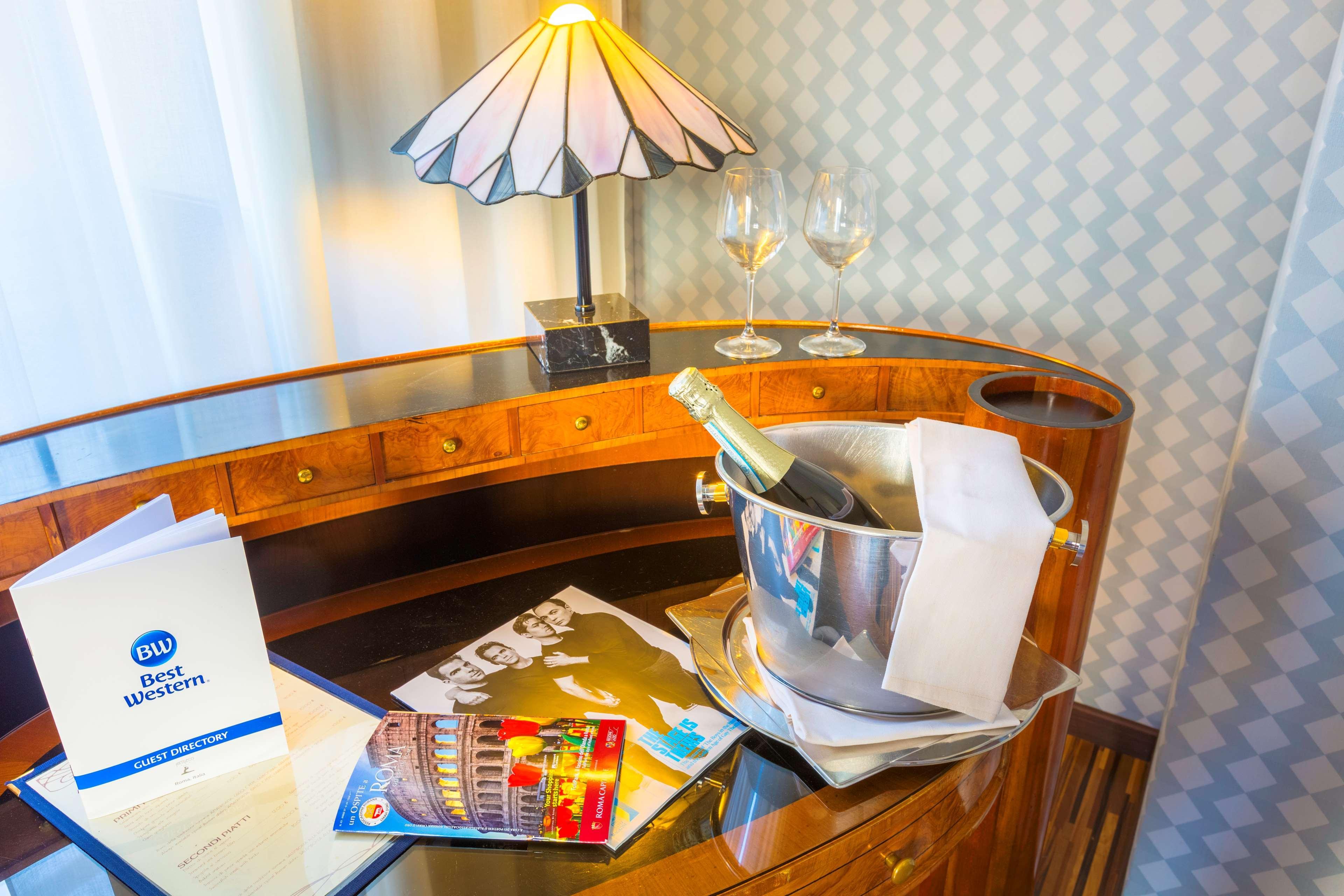 Best Western Artdeco Hotel 4*