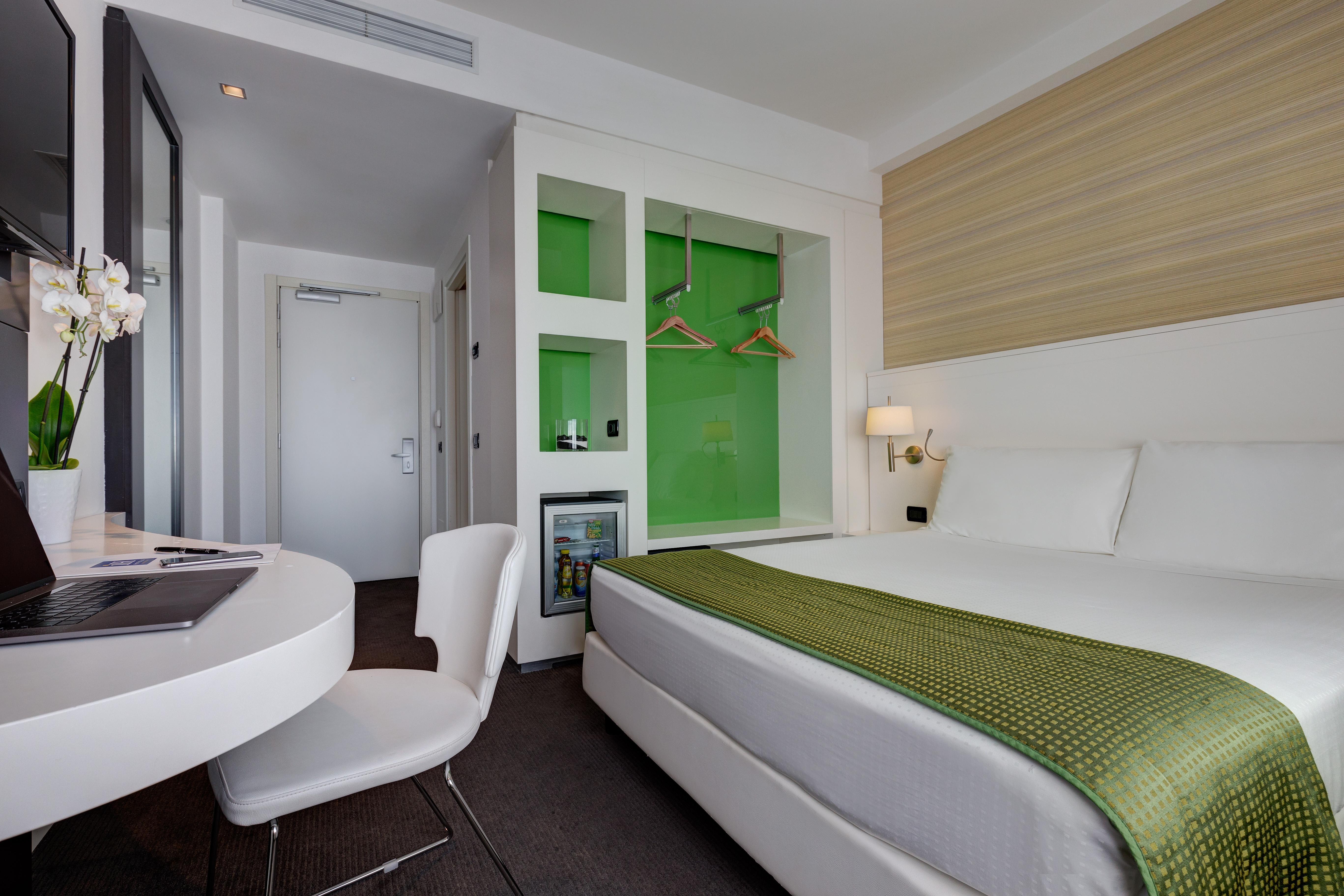Ih Z3 Hotel 4*