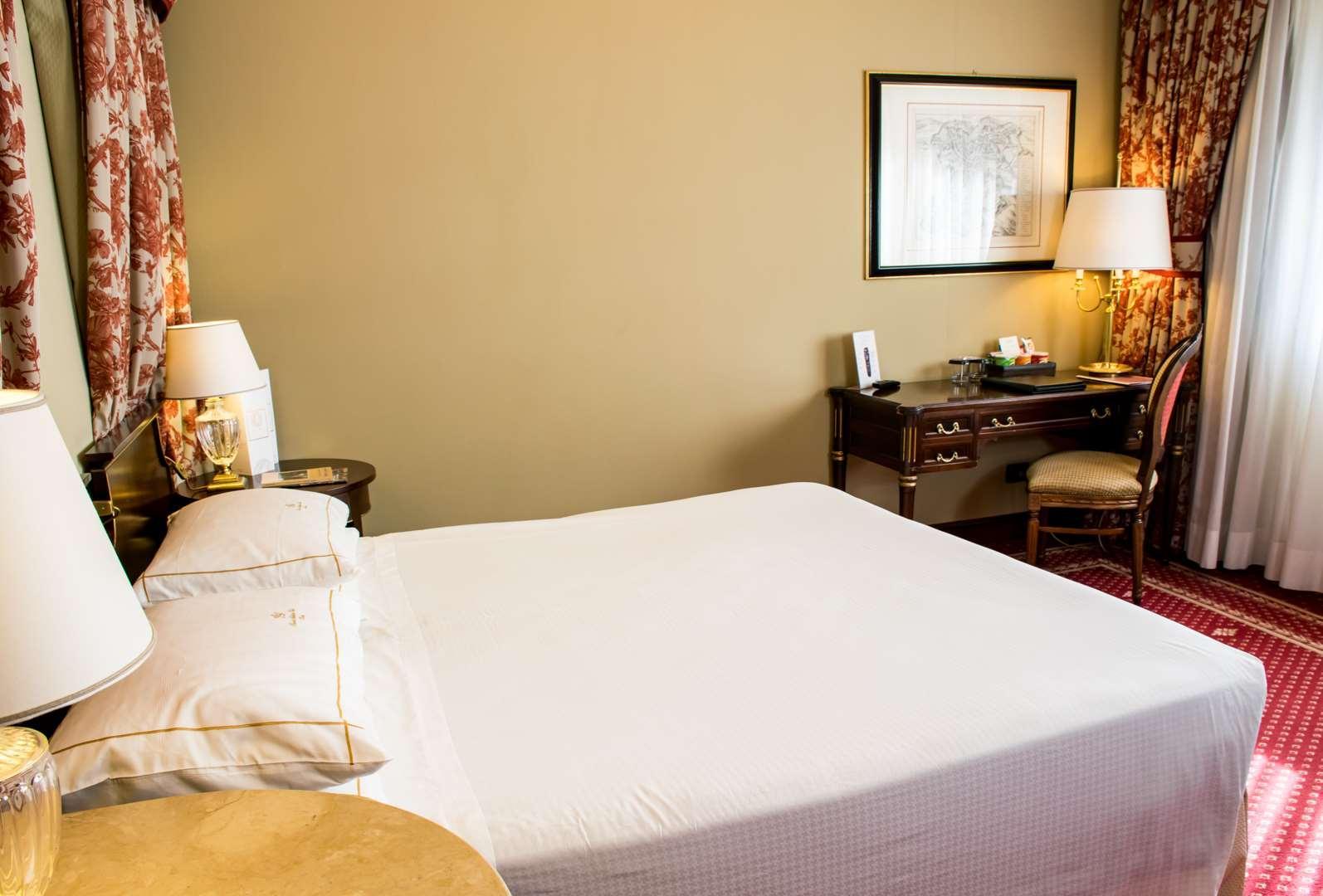 River Chateau 4* Roma