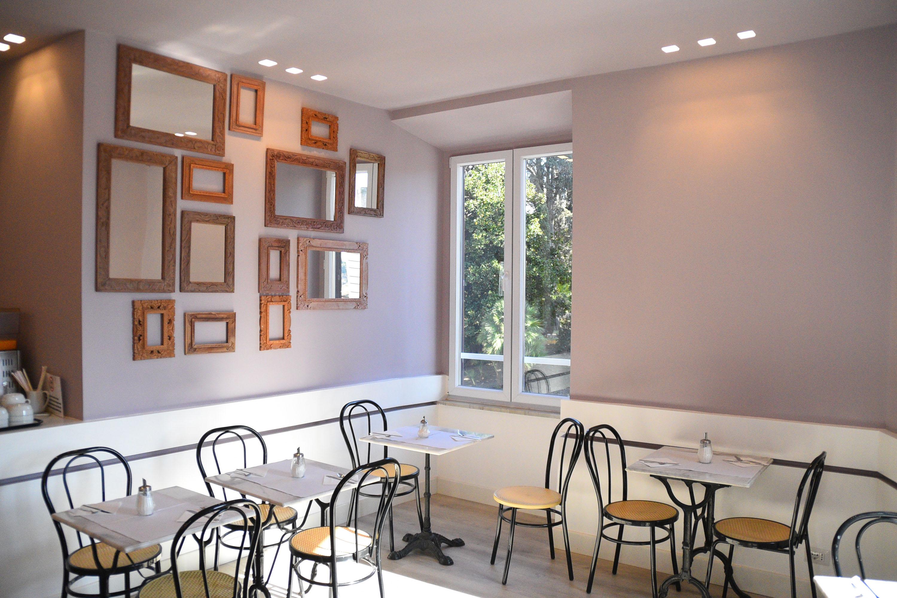 Fiori Hotel 2*