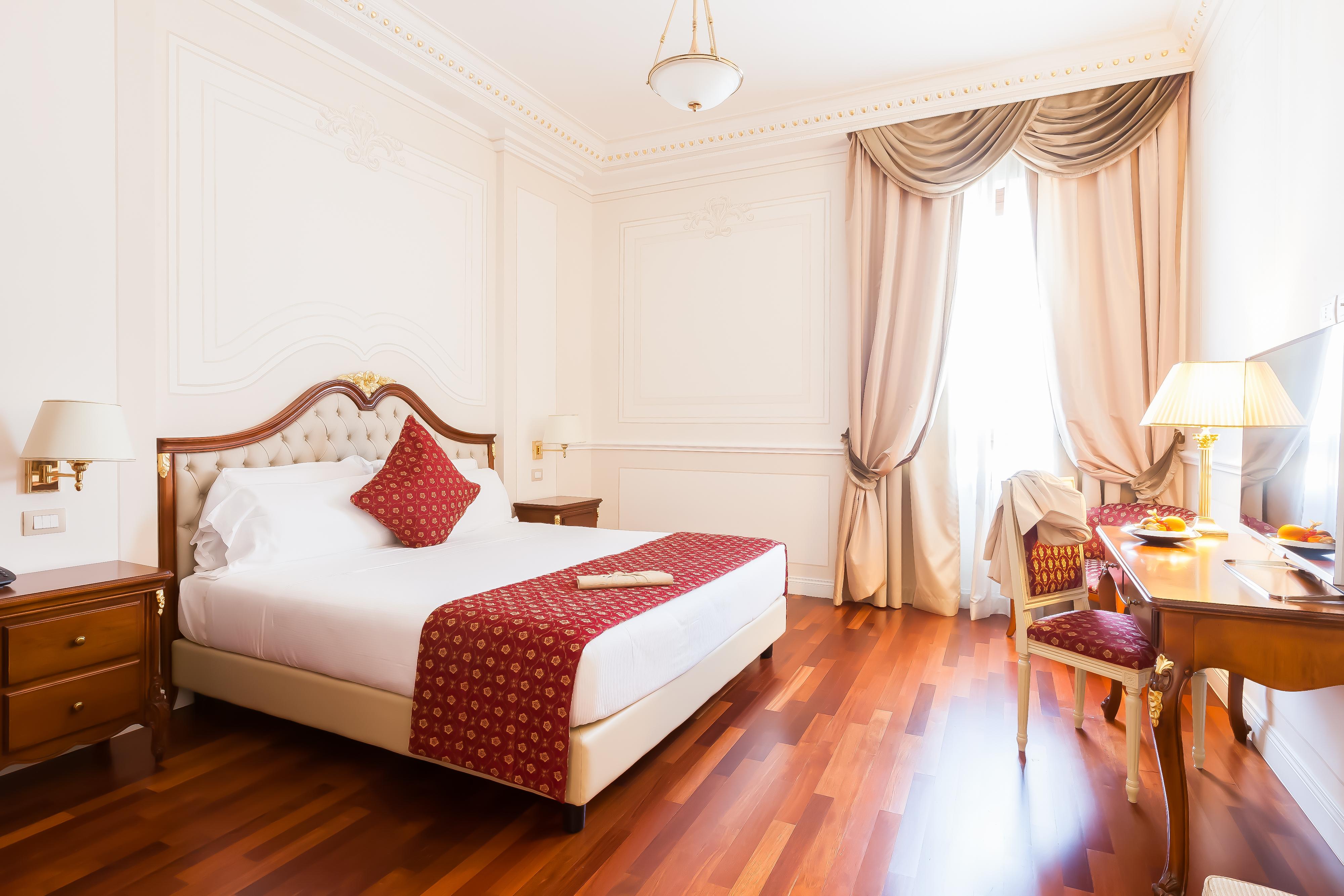 Hotel Radisson Blu Ghr 4*