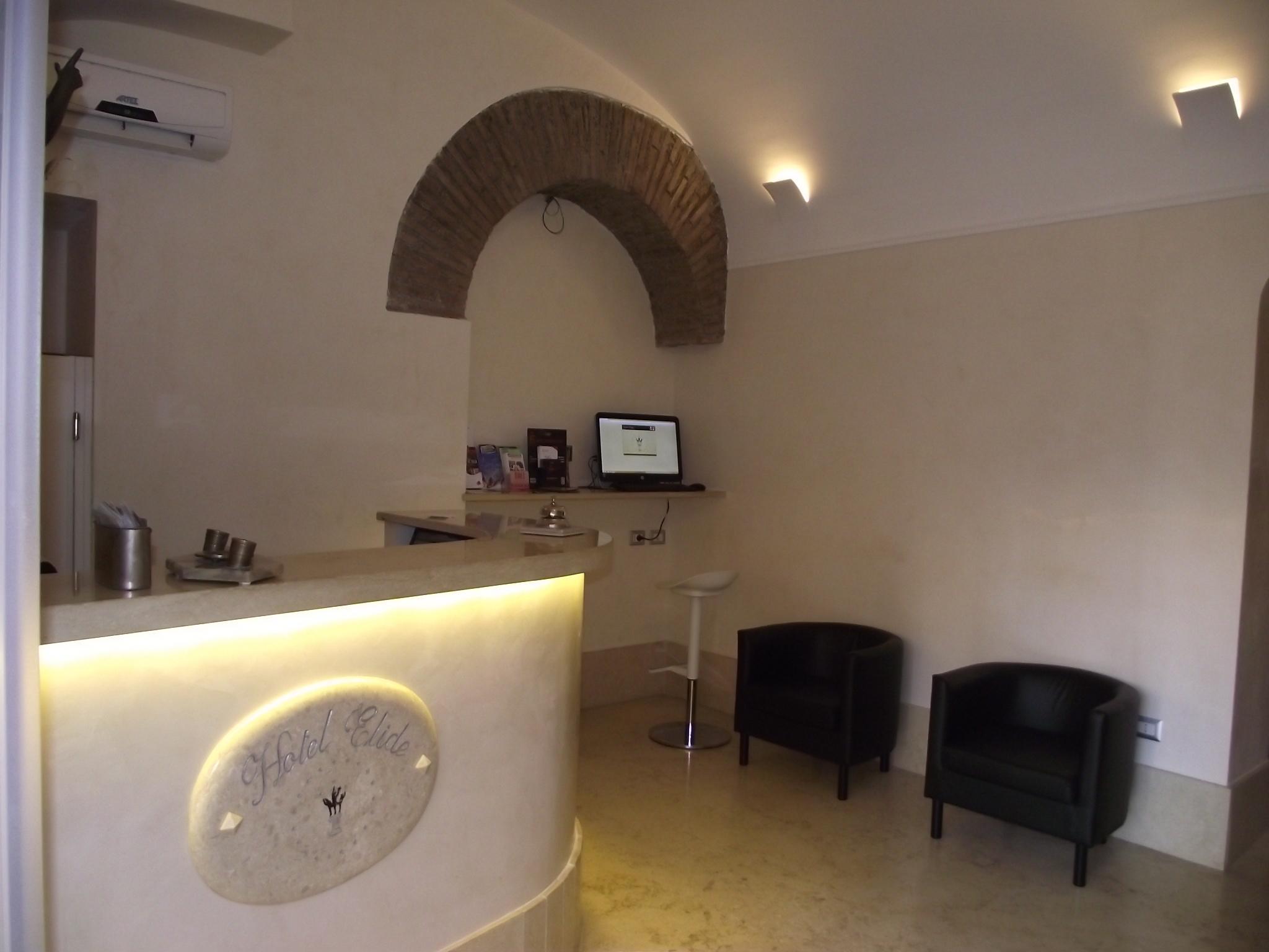 Hotel Elide 3*