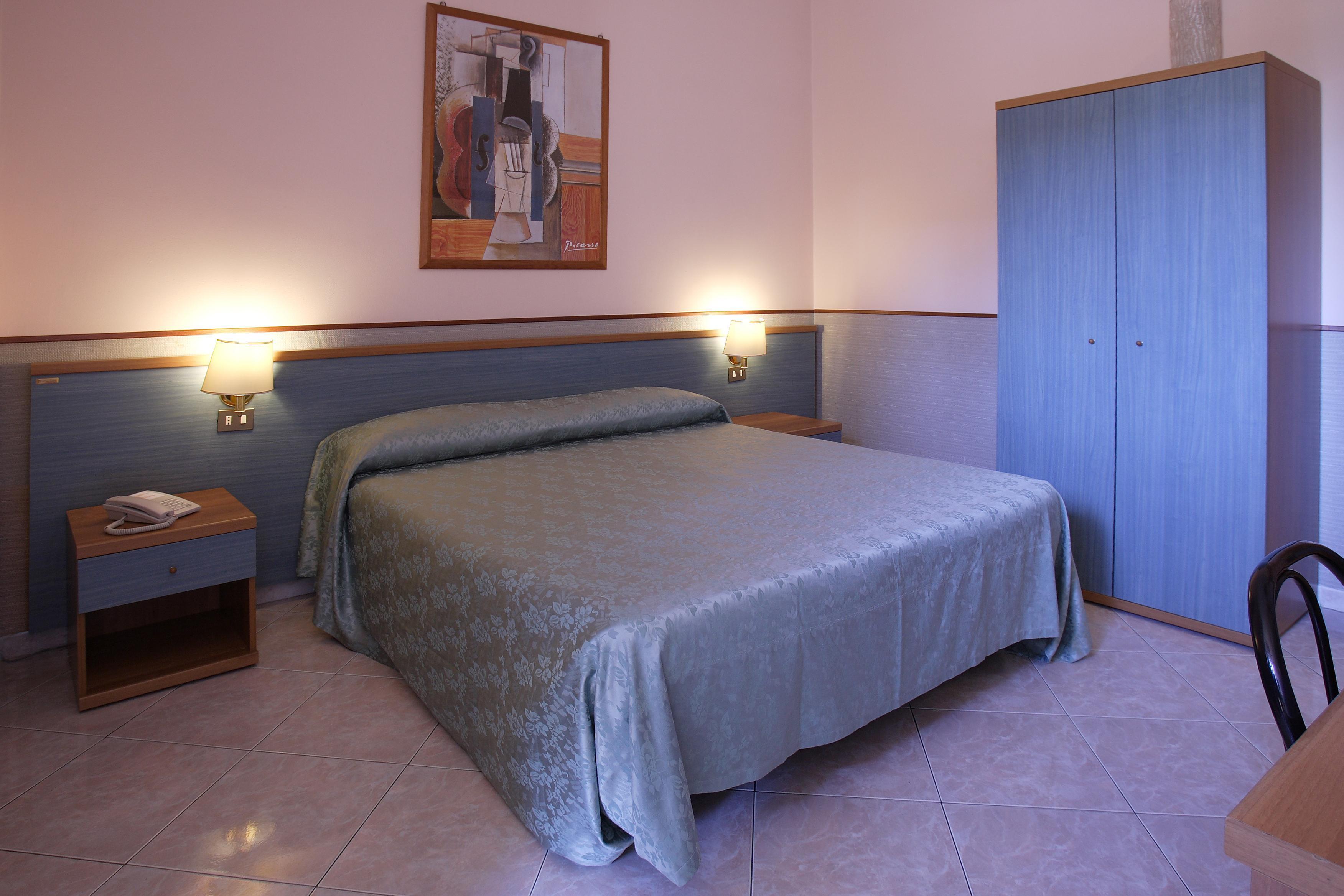 Lazzari 2* Rome
