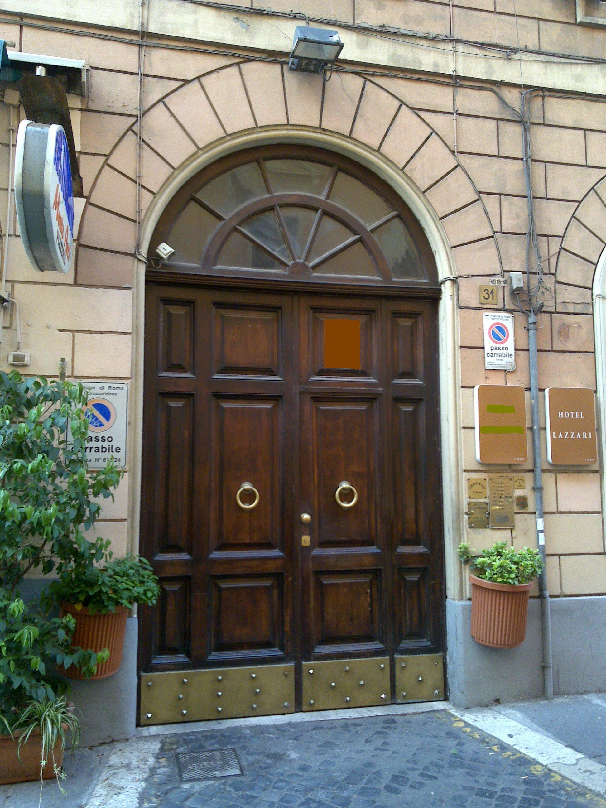 Lazzari Hotel 2*