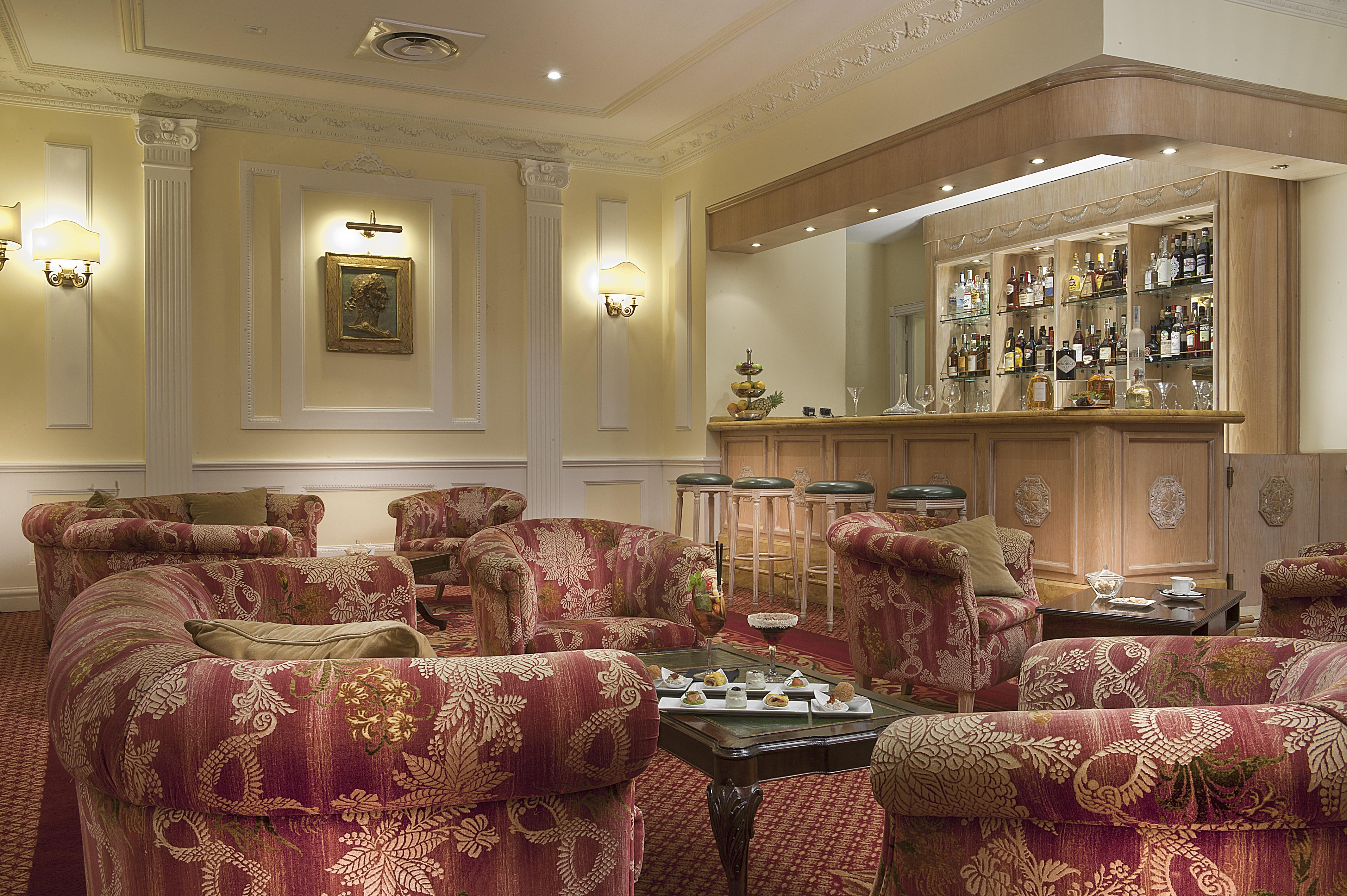 Radisson Blu Ghr 4*