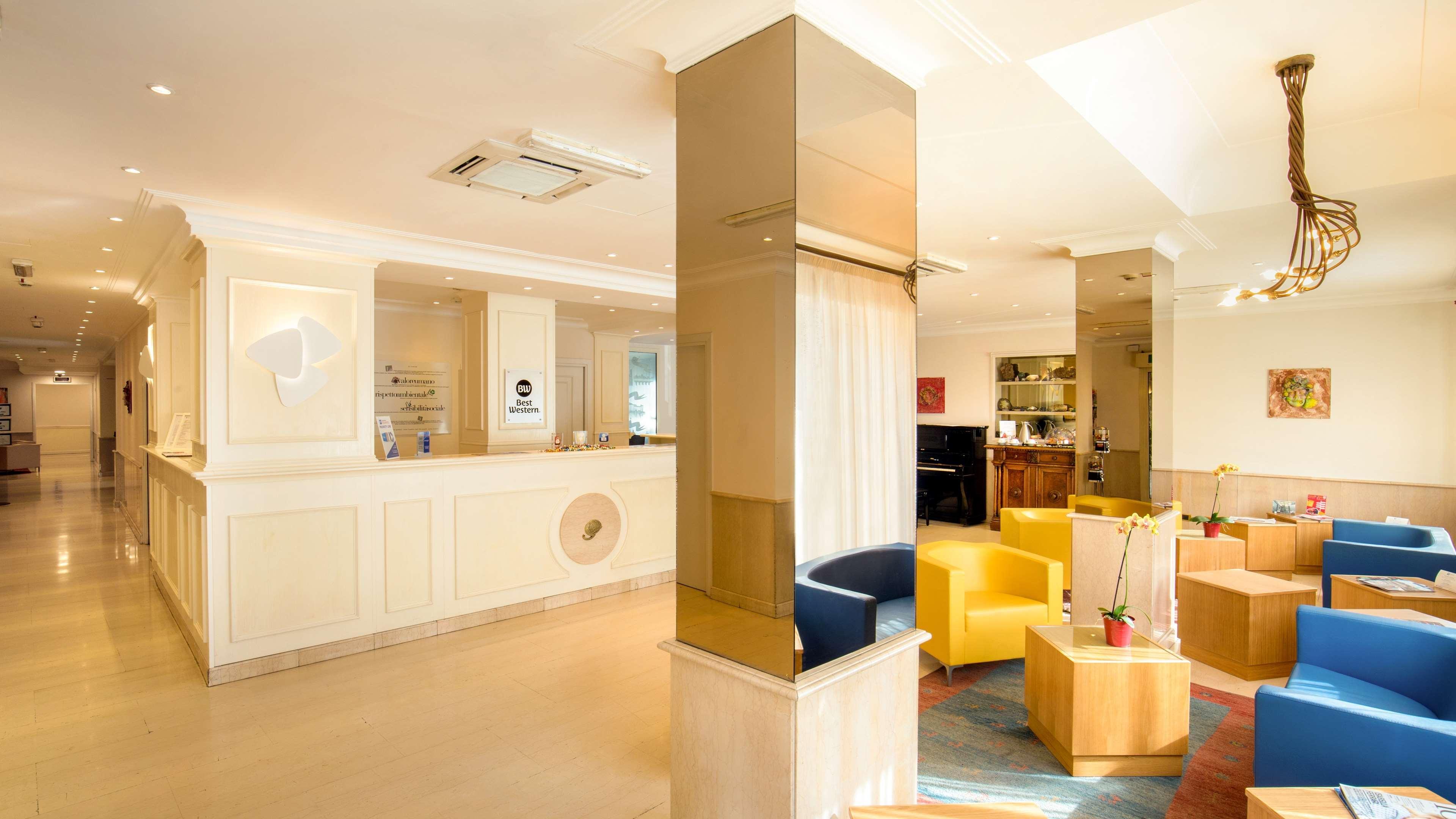 Best Western Globus Hotel 3*