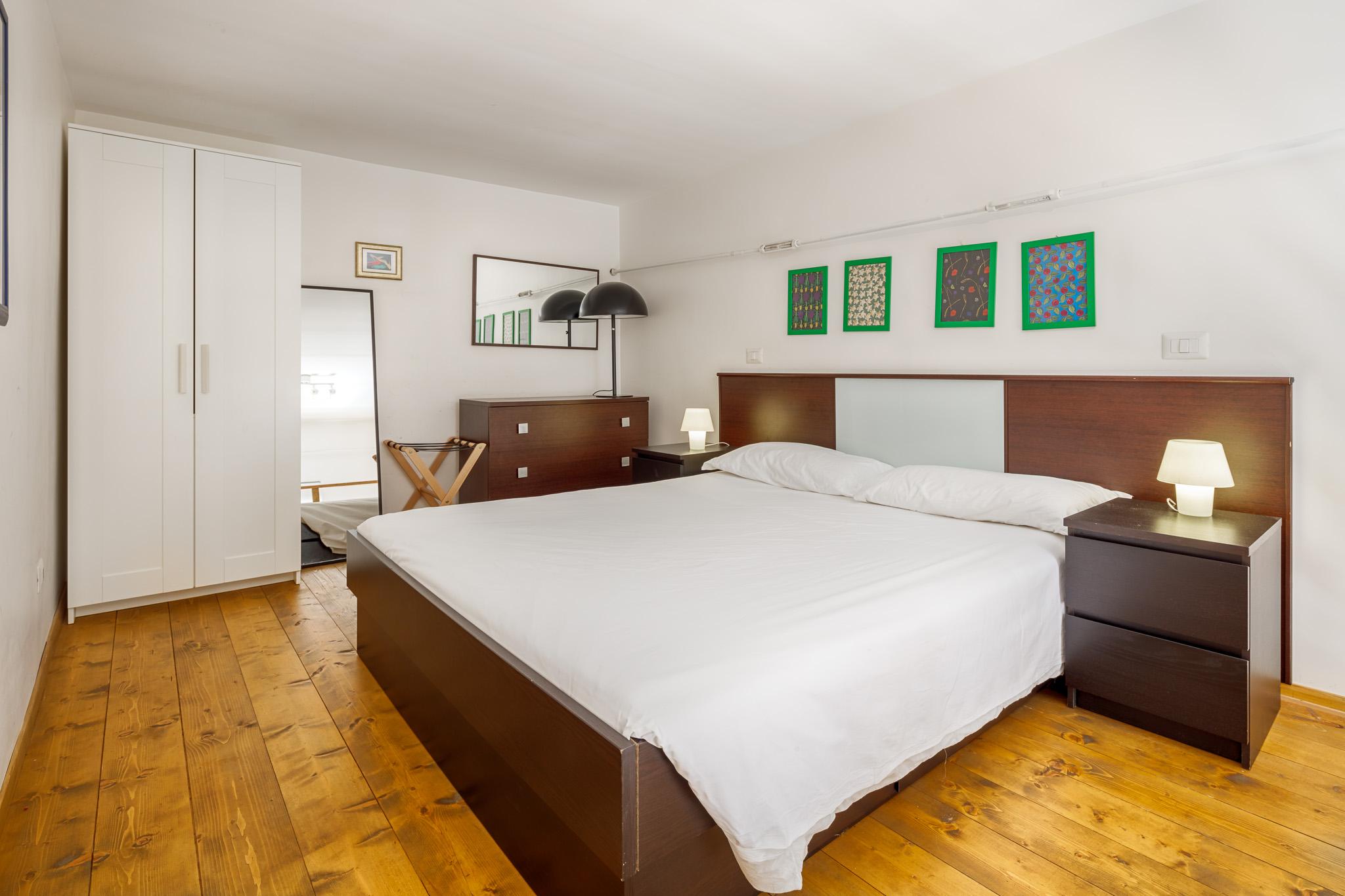 Ht Maximus Guest house 3*