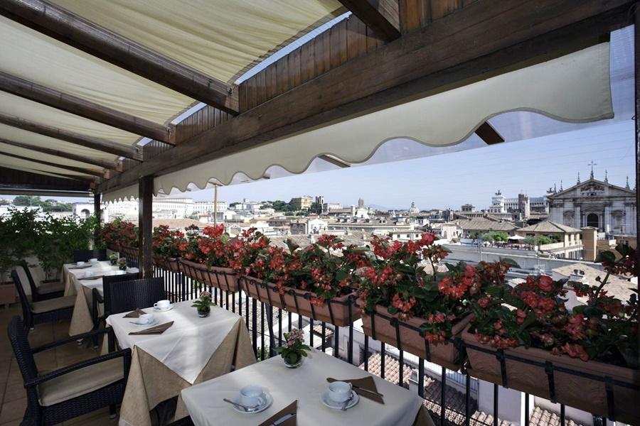 Colonna Palace Hotel