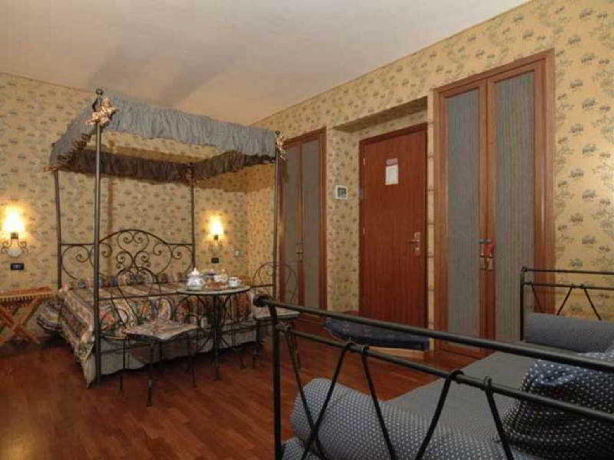Residenza Ave 4*