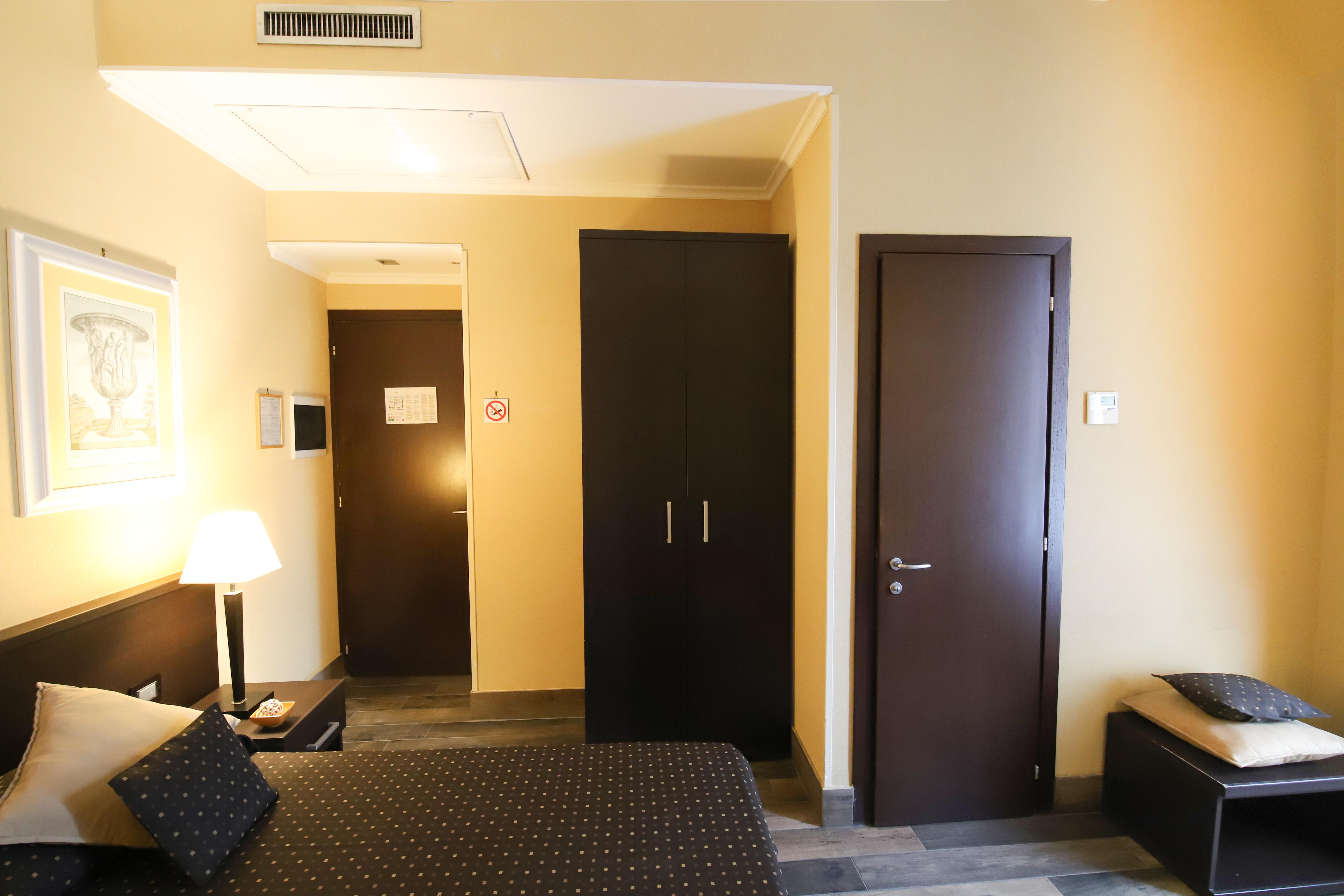 Latinum Hotel