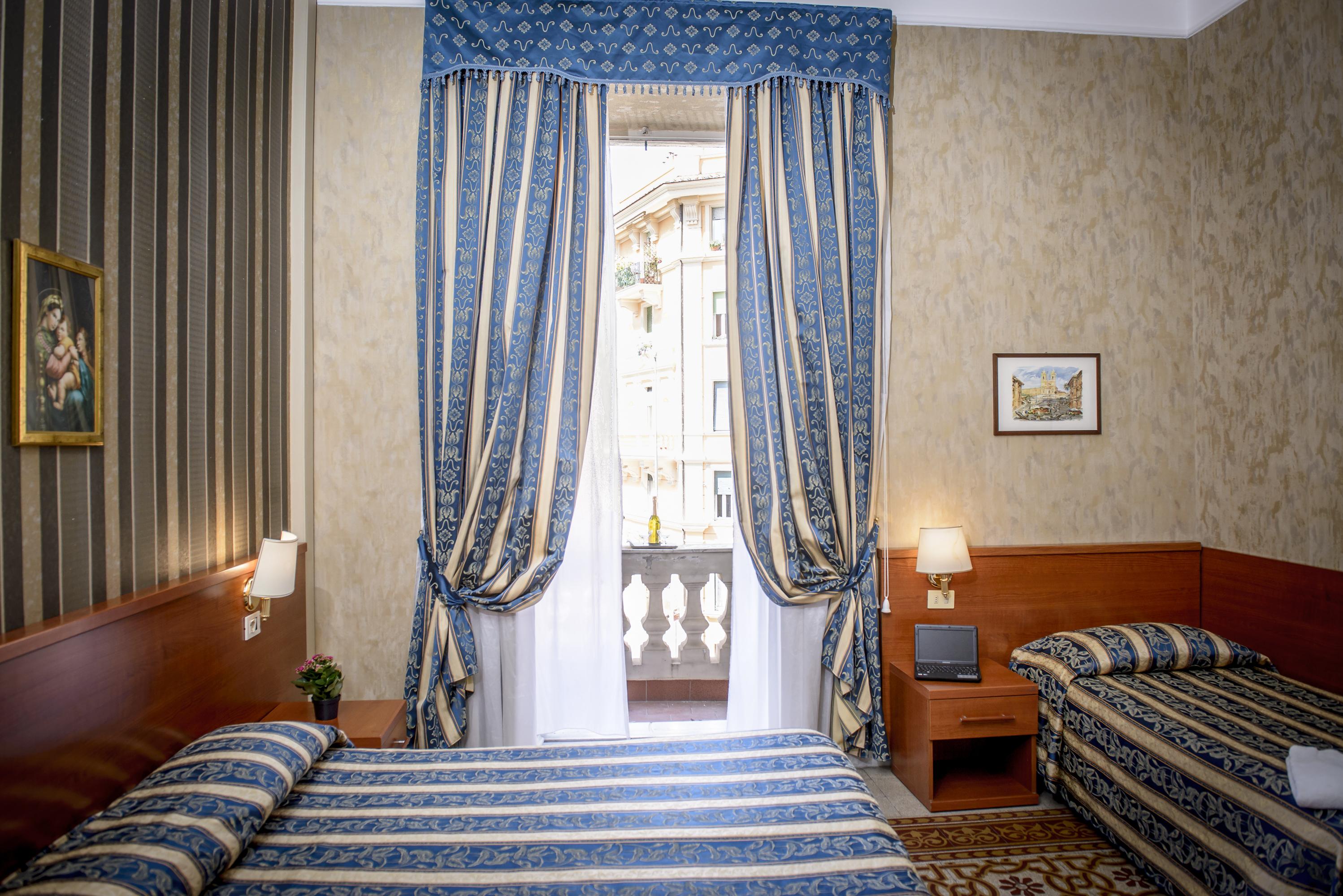 Hotel Emmaus Roma