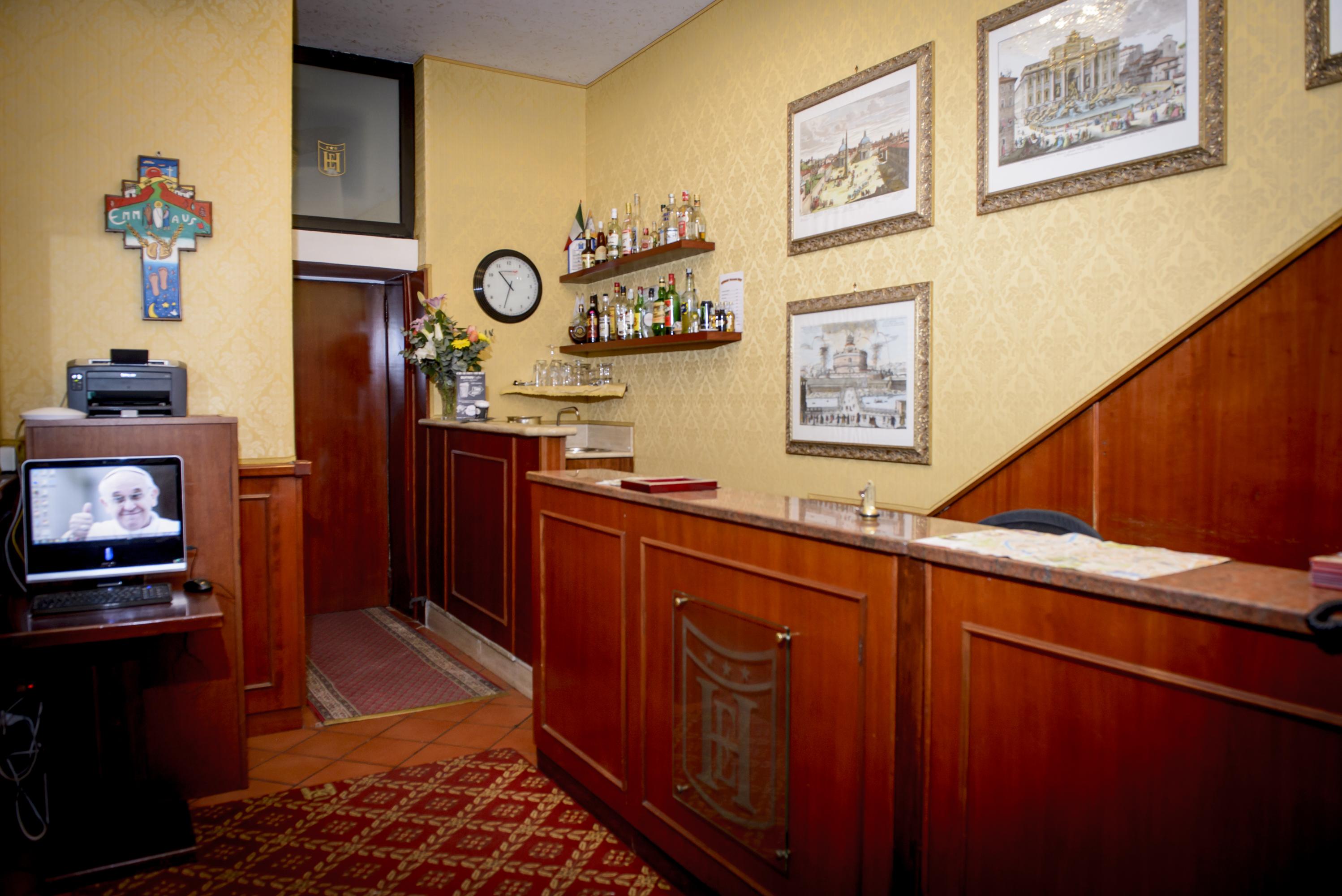 Hotel Emmaus Roma