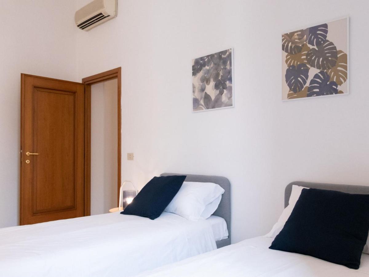 Apartment The Rent - Lovely Two-bedroom Near Termini Station Rome