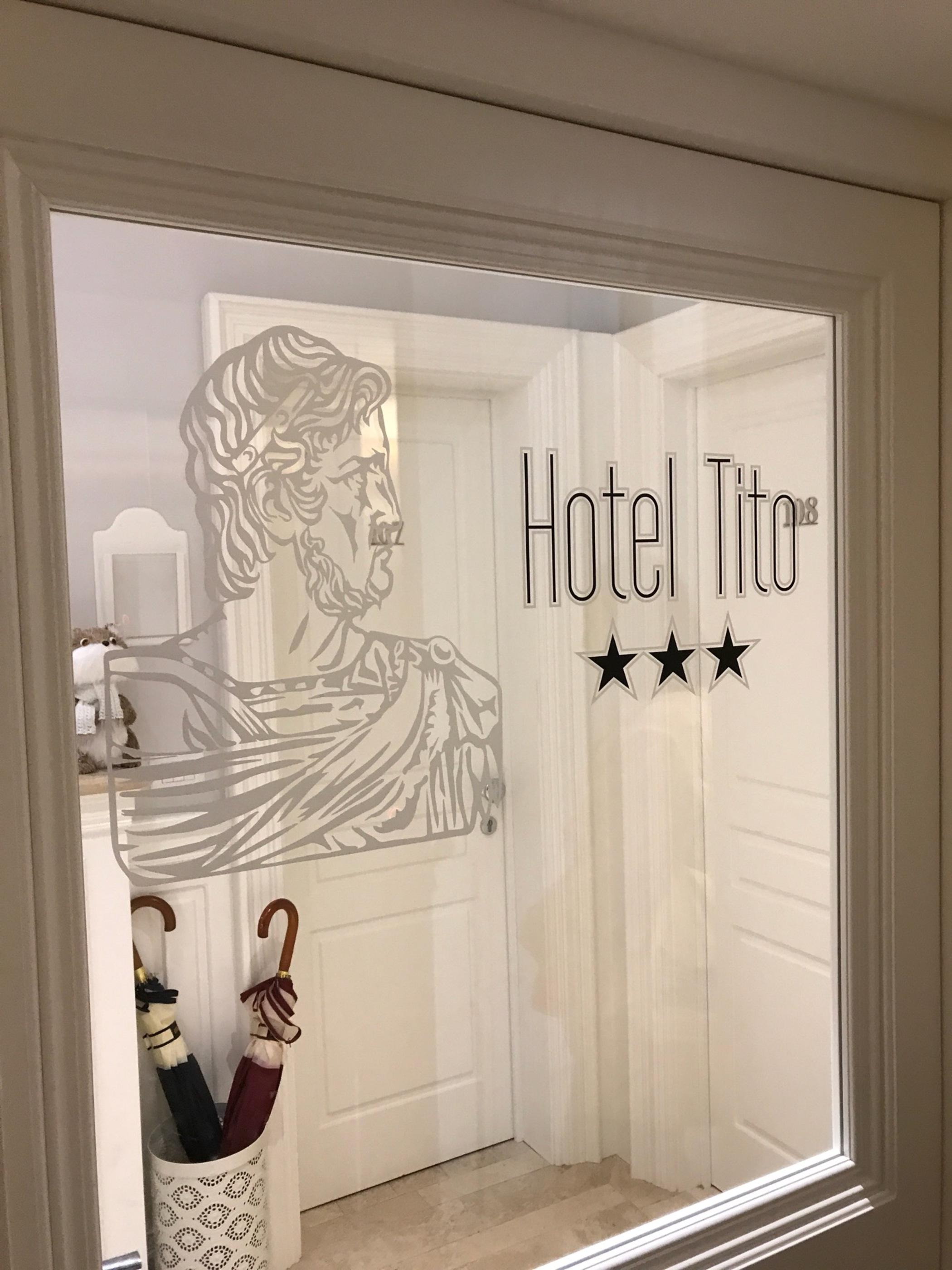 Tito Hotel 3*