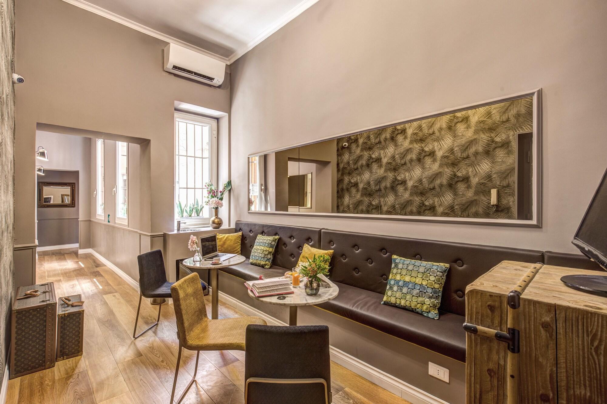 Hotel Charme Spagna Boutique 3*
