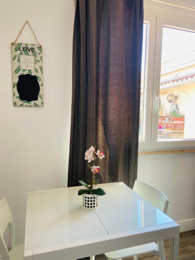 Homestay Your Vatican Terrace *