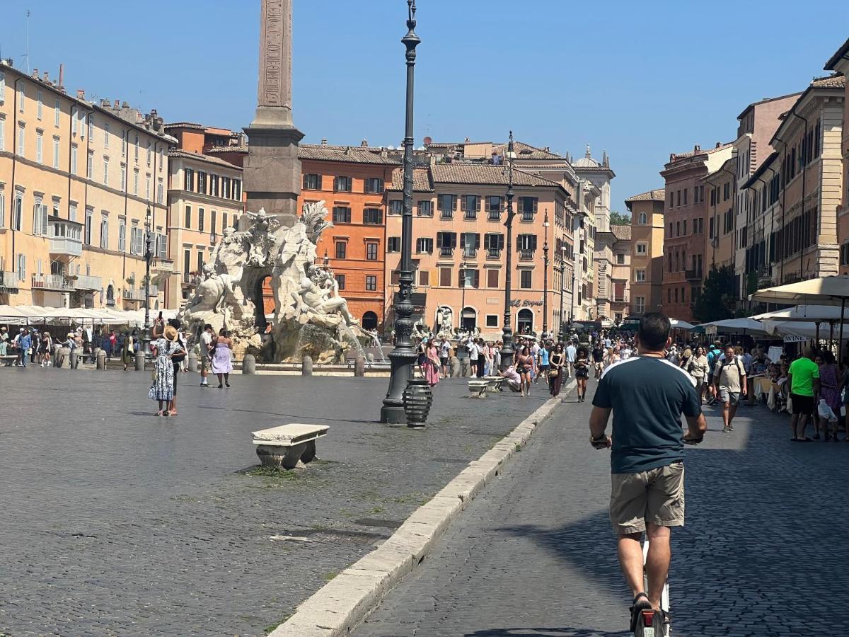 At Navona Roma