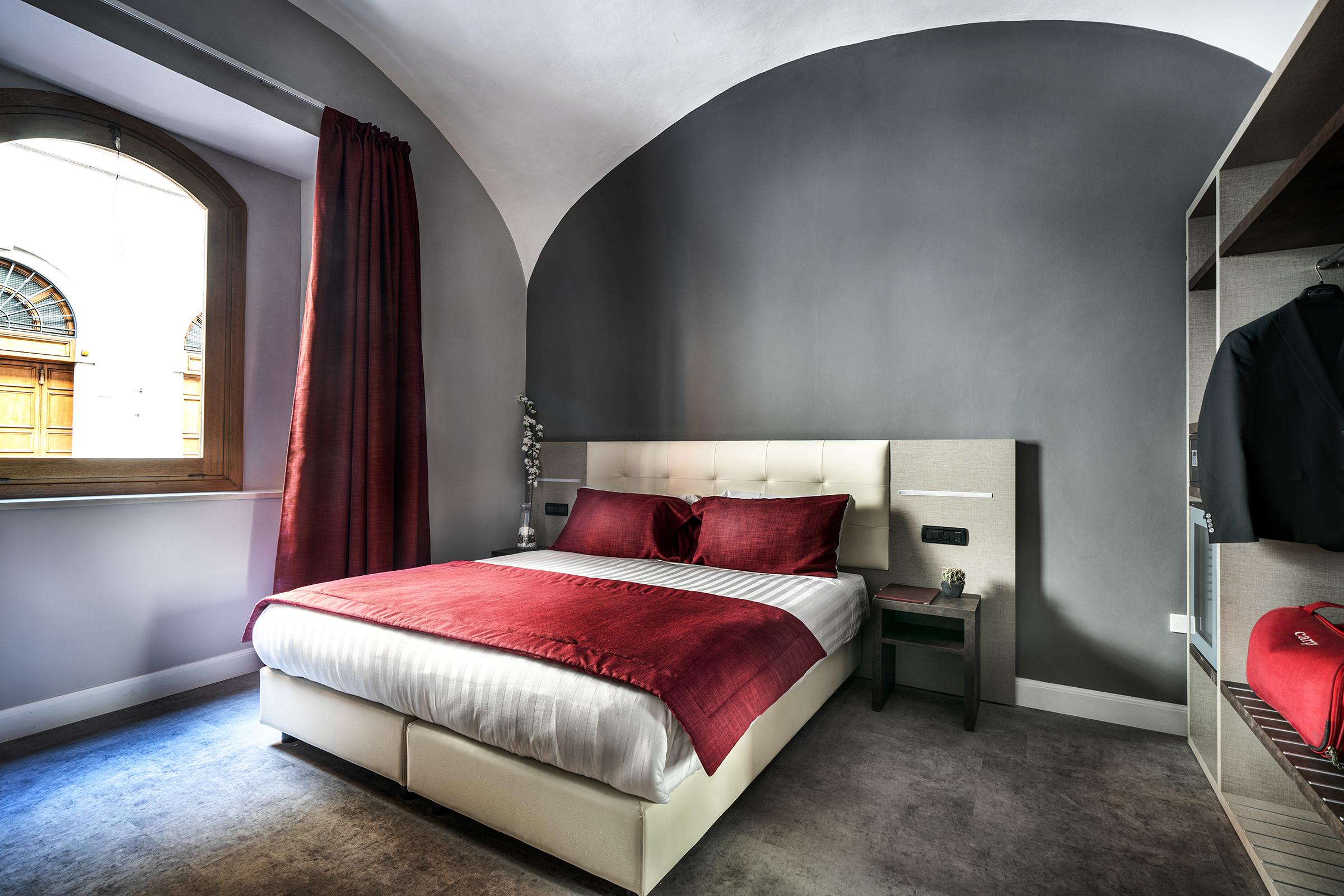 Hotel Varese 3*