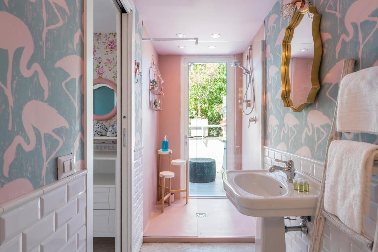 Altido Pink Mill Rome
