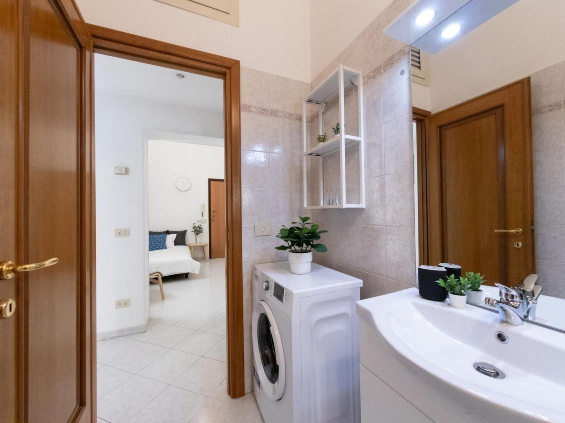 Apartment The Rent - Lovely Two-bedroom Near Termini Station