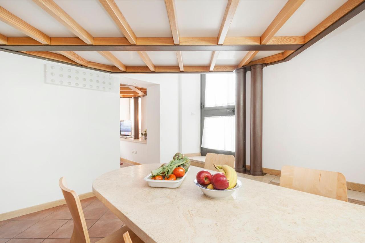 Inviting 3-bed In 4mins To Colosseo Rome