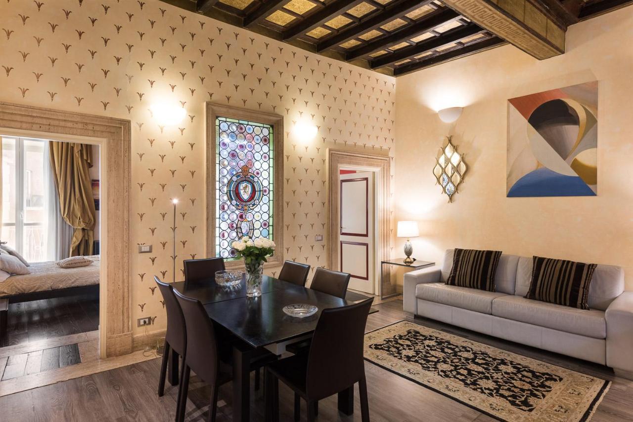 Nsm 71viadelcorso Con Terrazzo Appartamento Roma