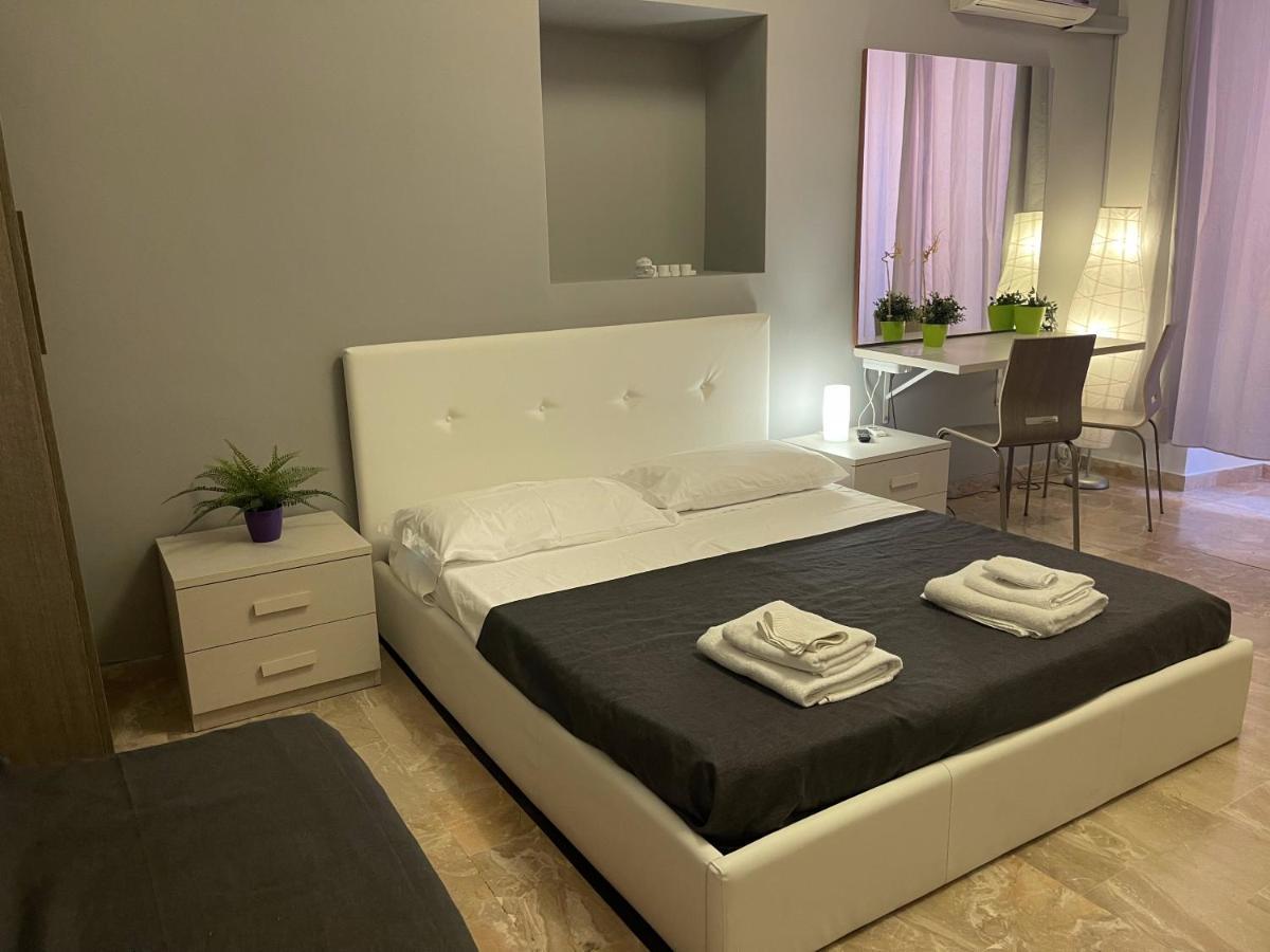 Sleepy Max Guest house *