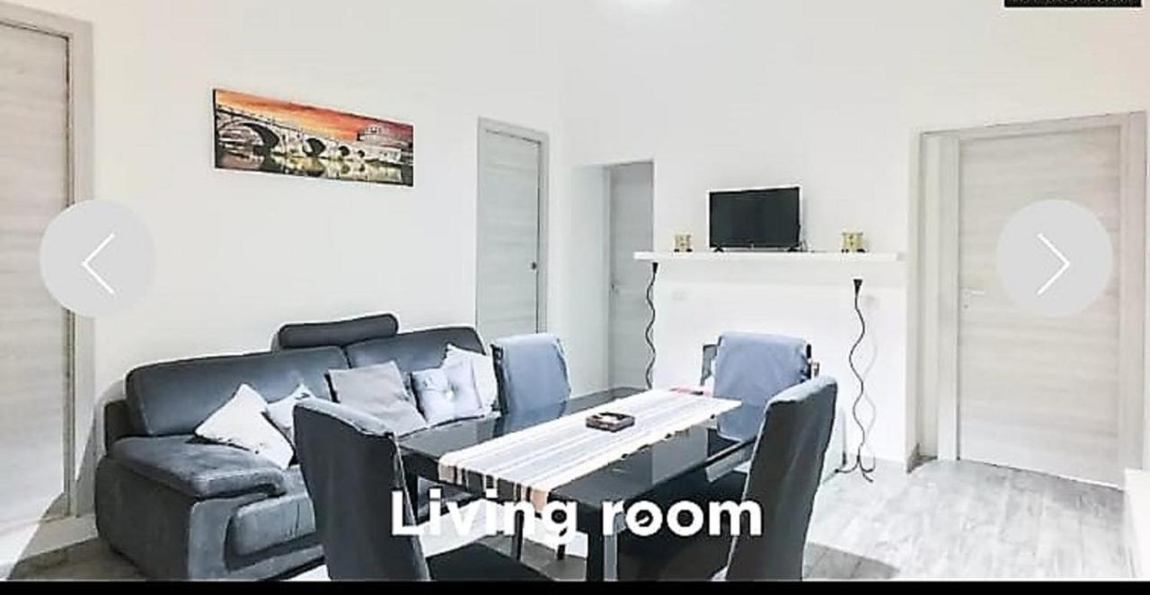 Luxury Napoleone Apartment *